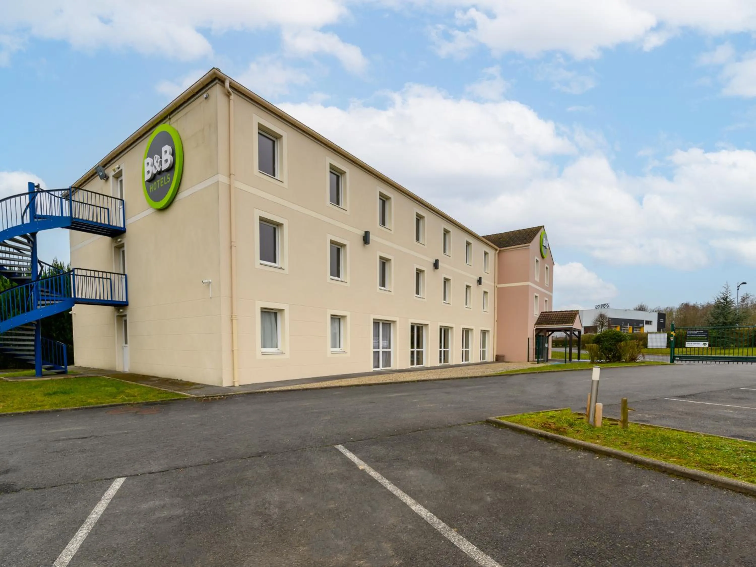 Property Building in Hôtel 2 Vallées