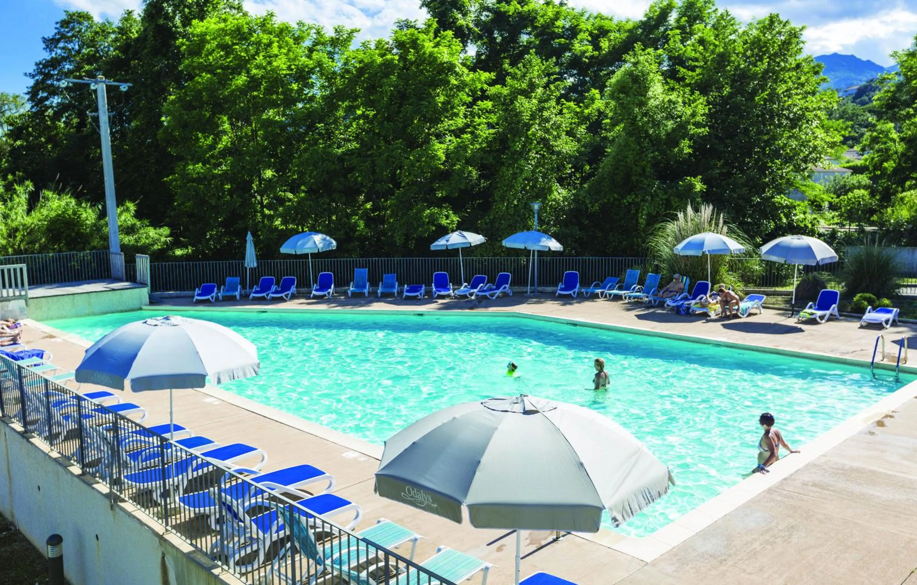 Swimming pool in Résidence Odalys Acqua Linda