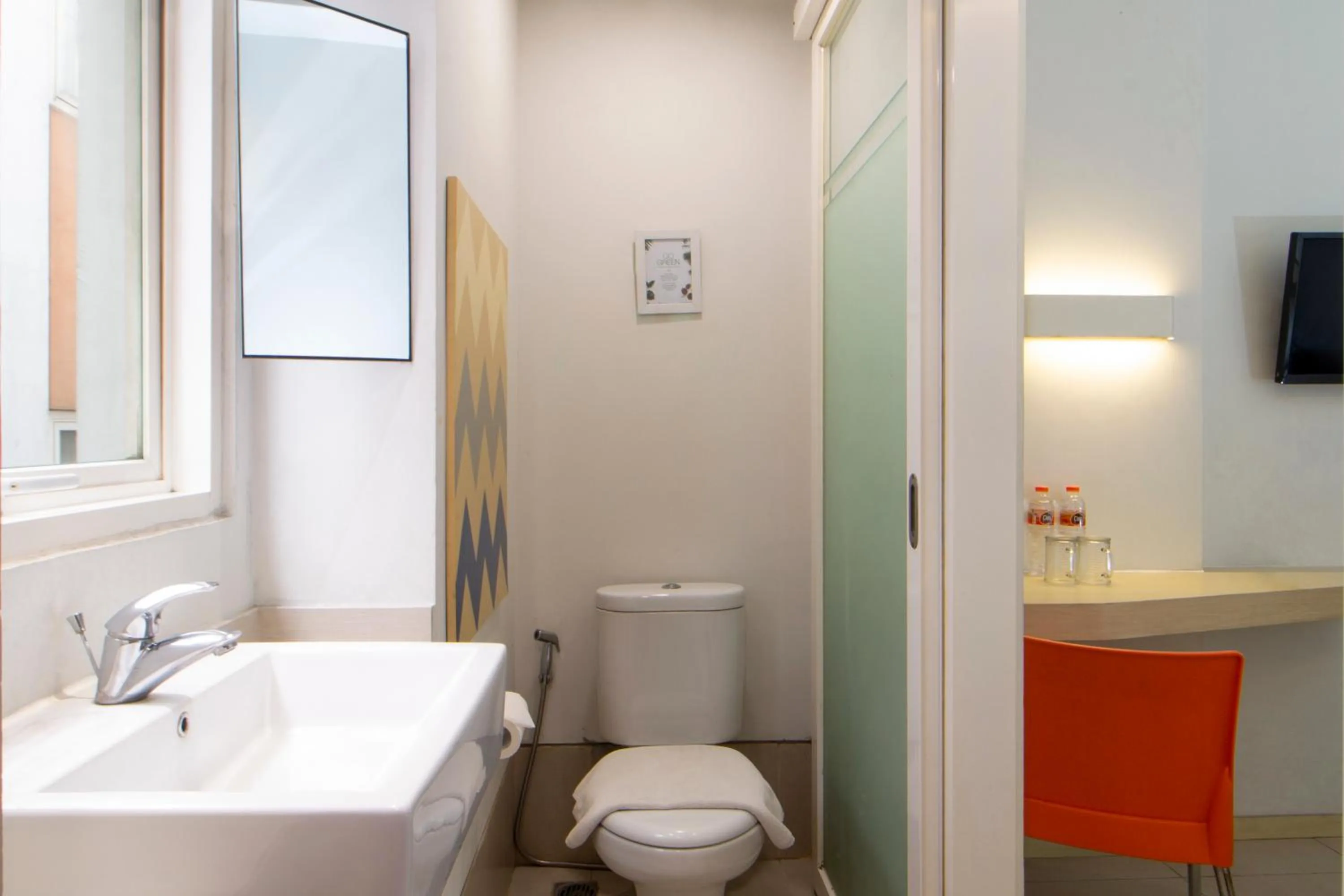 Bathroom in Cleo Hotel Jemursari Surabaya