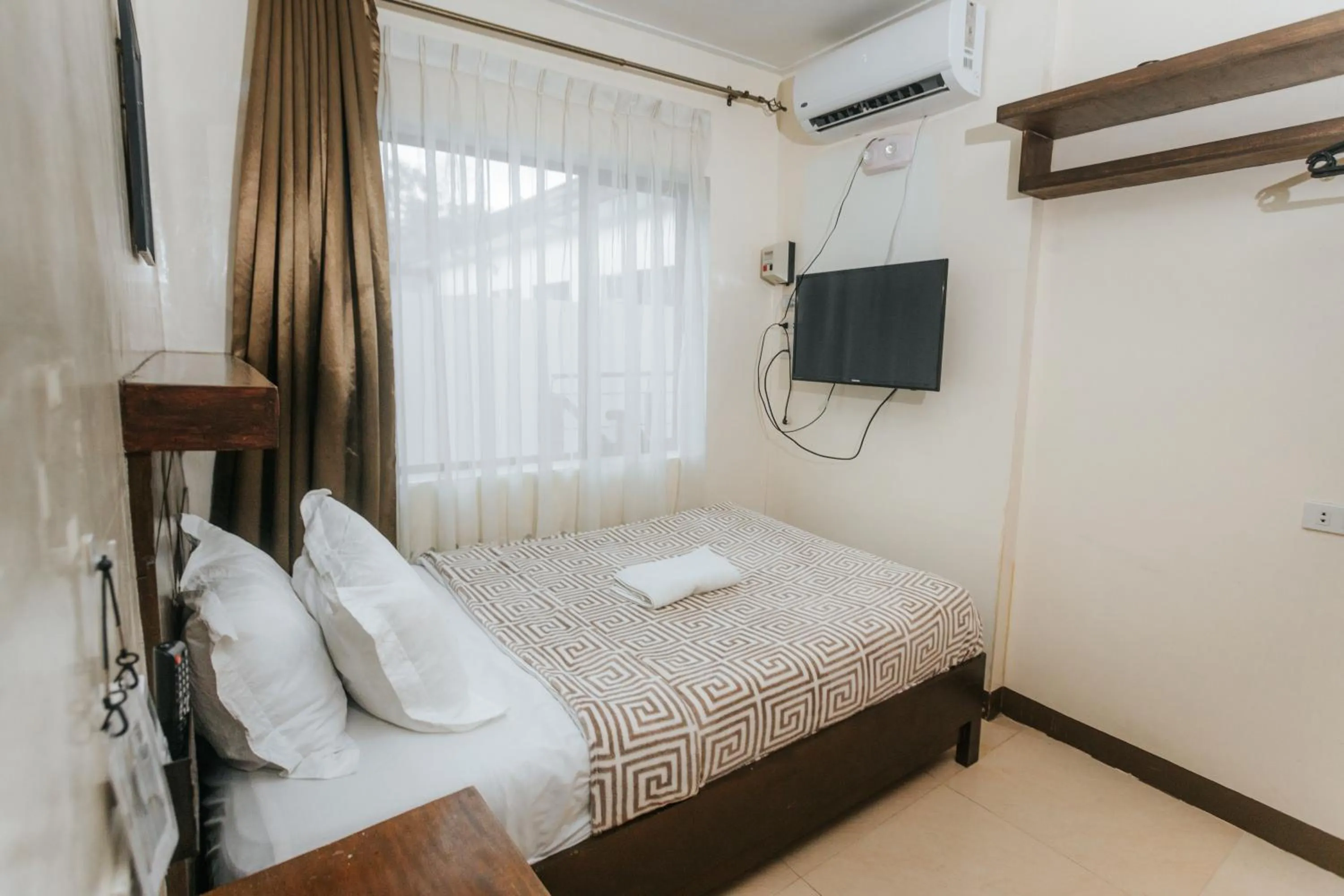 Bedroom, Bed in Delle Suites