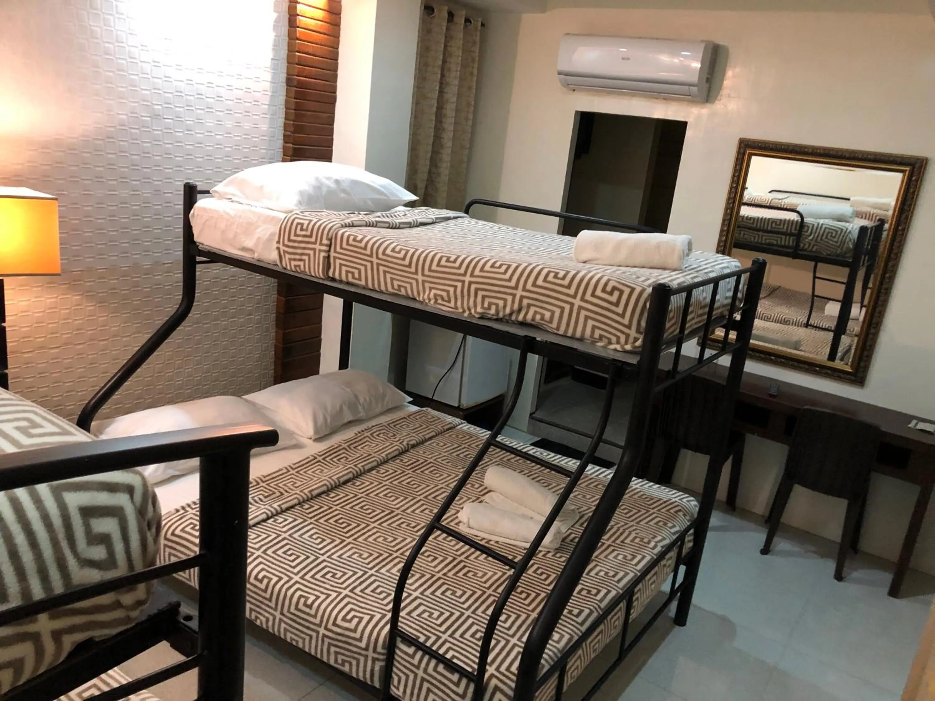 Bedroom, Bed in Delle Suites