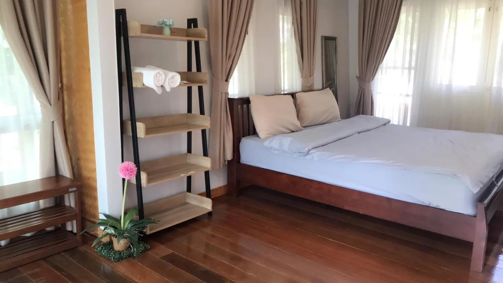 Bed in Goldengold (Khaoyai) Resort & Spa