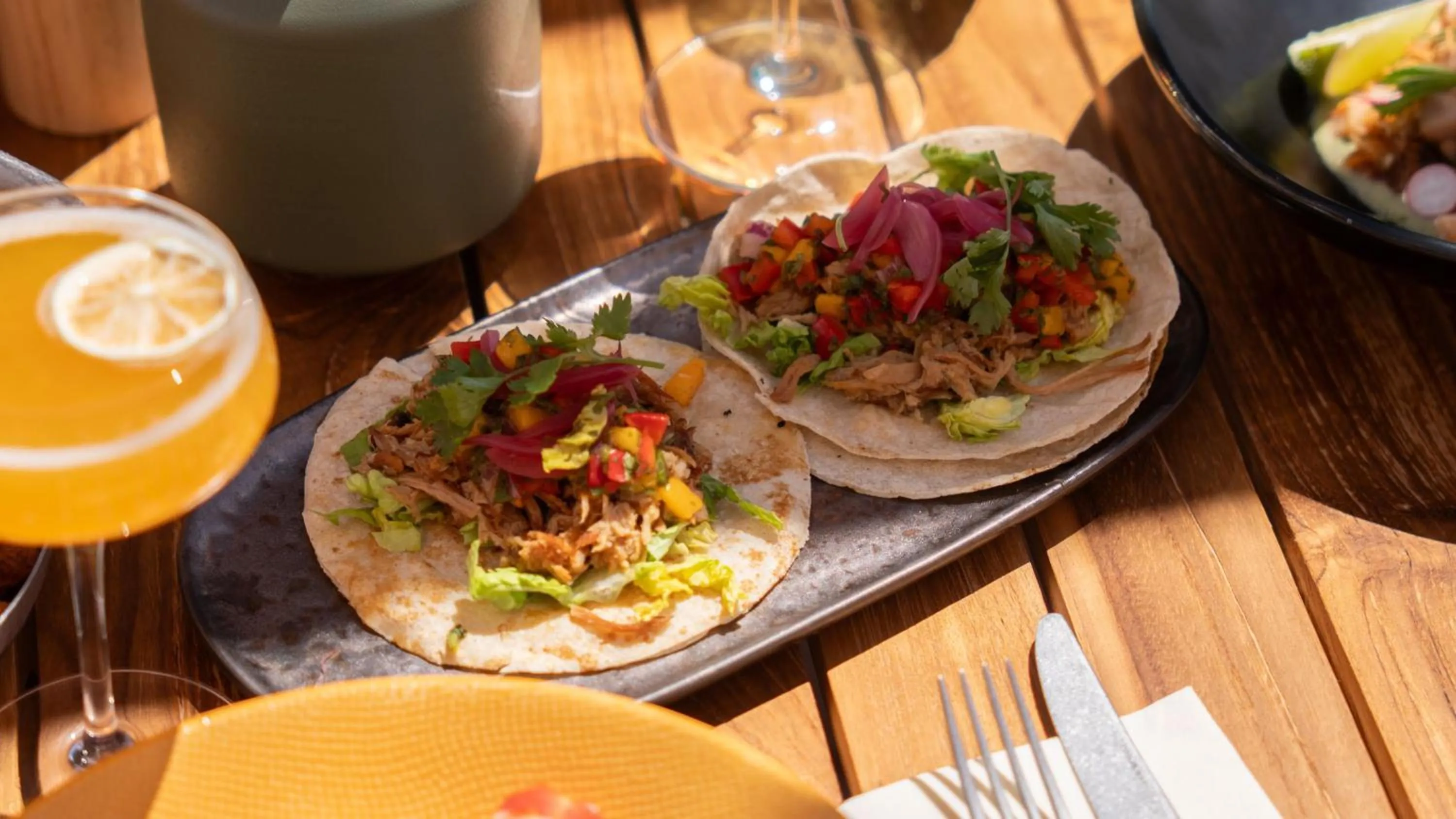 Restaurant/places to eat in Holiday Inn Nice - Port St Laurent by IHG