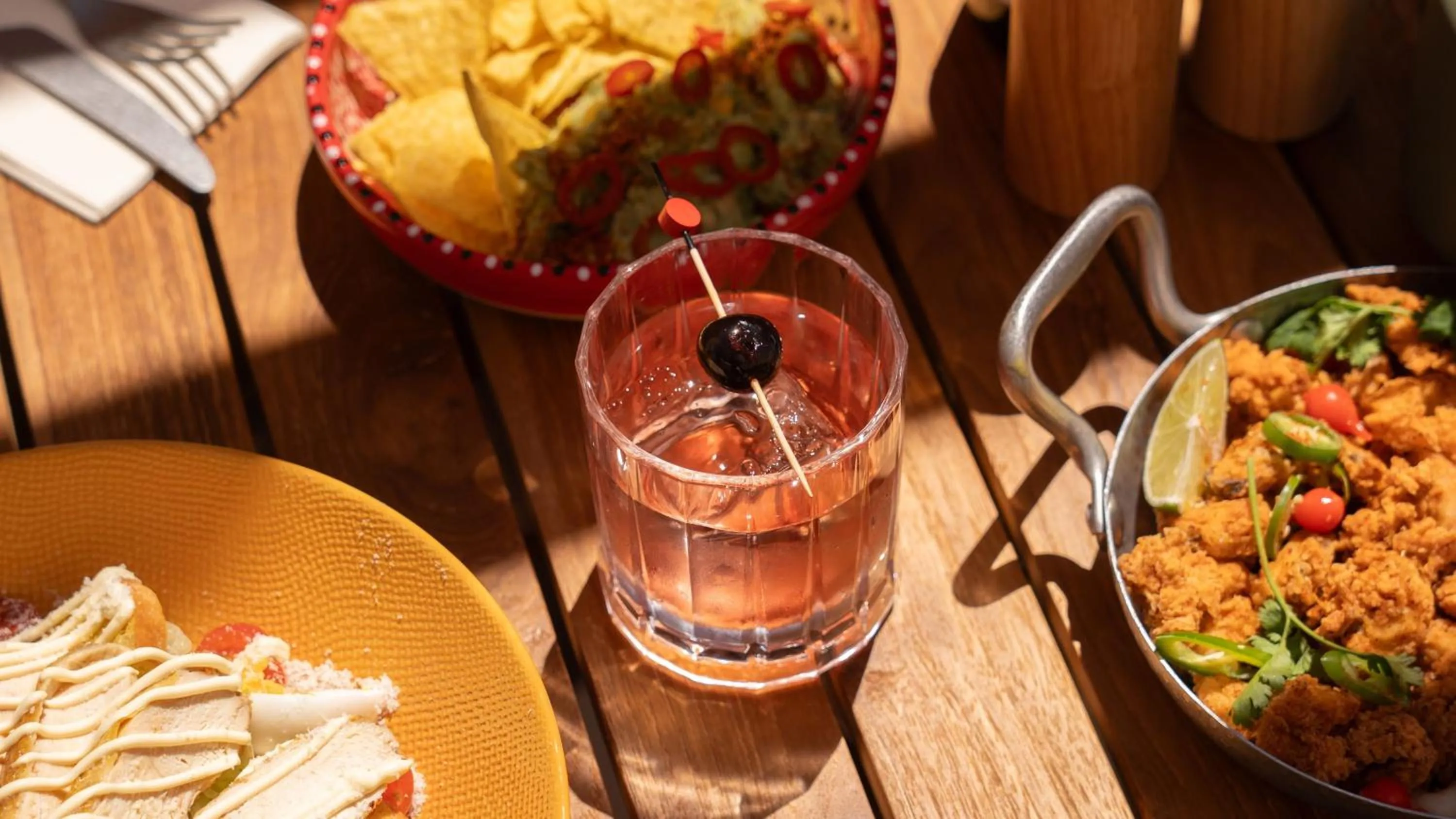 Restaurant/places to eat in Holiday Inn Nice - Port St Laurent by IHG