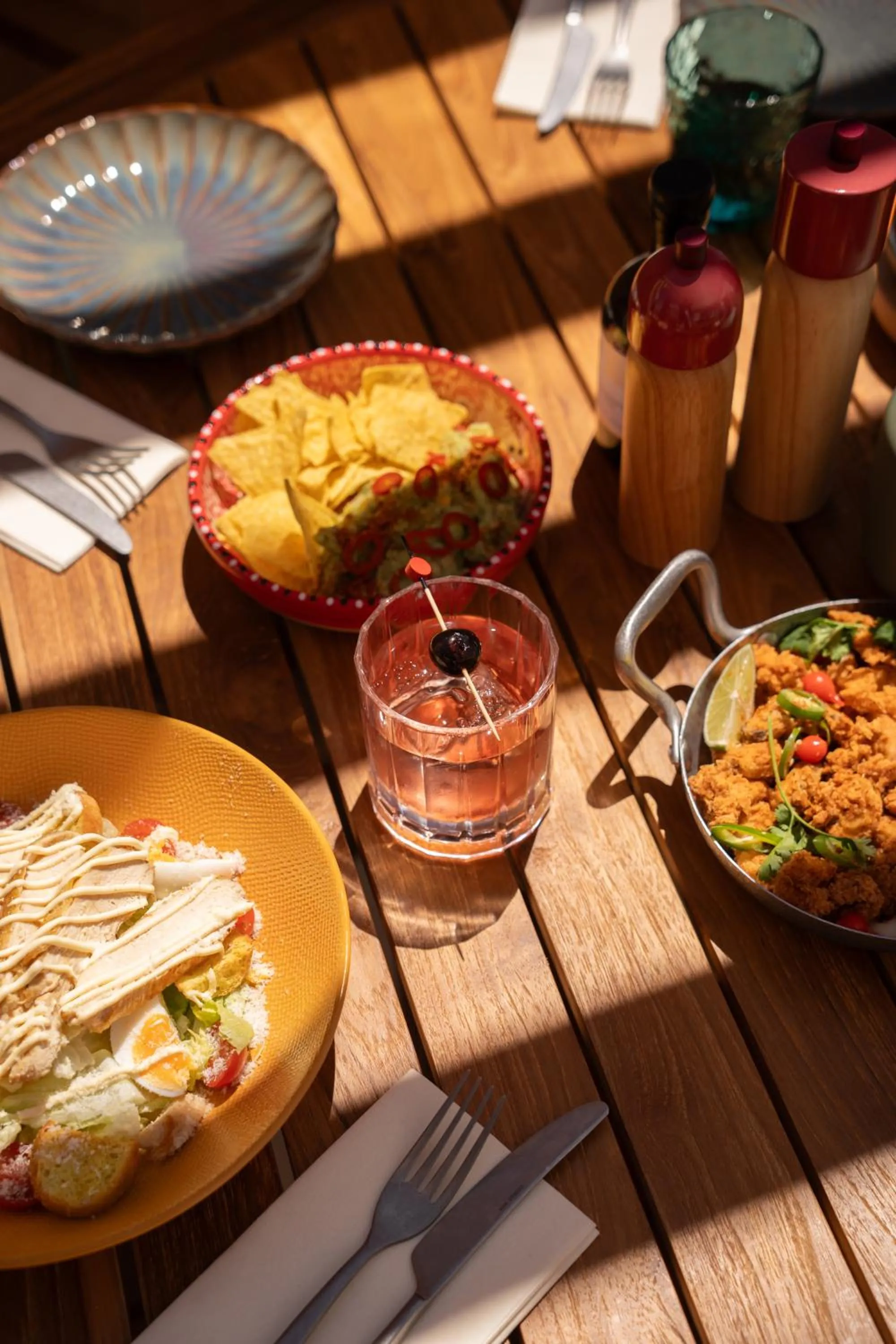 Restaurant/places to eat in Holiday Inn Nice - Port St Laurent by IHG