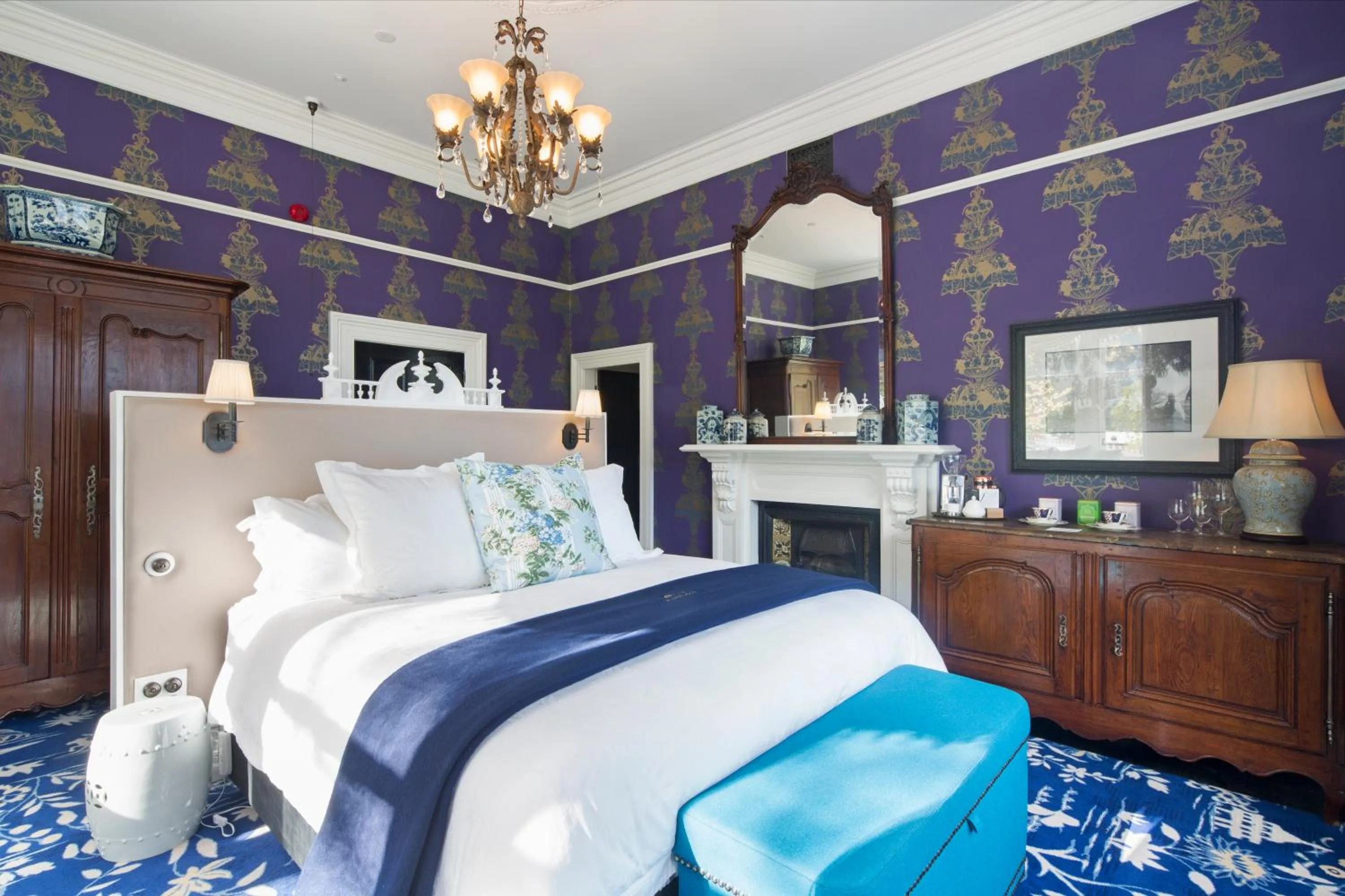 Bed in Hulbert House Luxury Boutique Lodge Queenstown