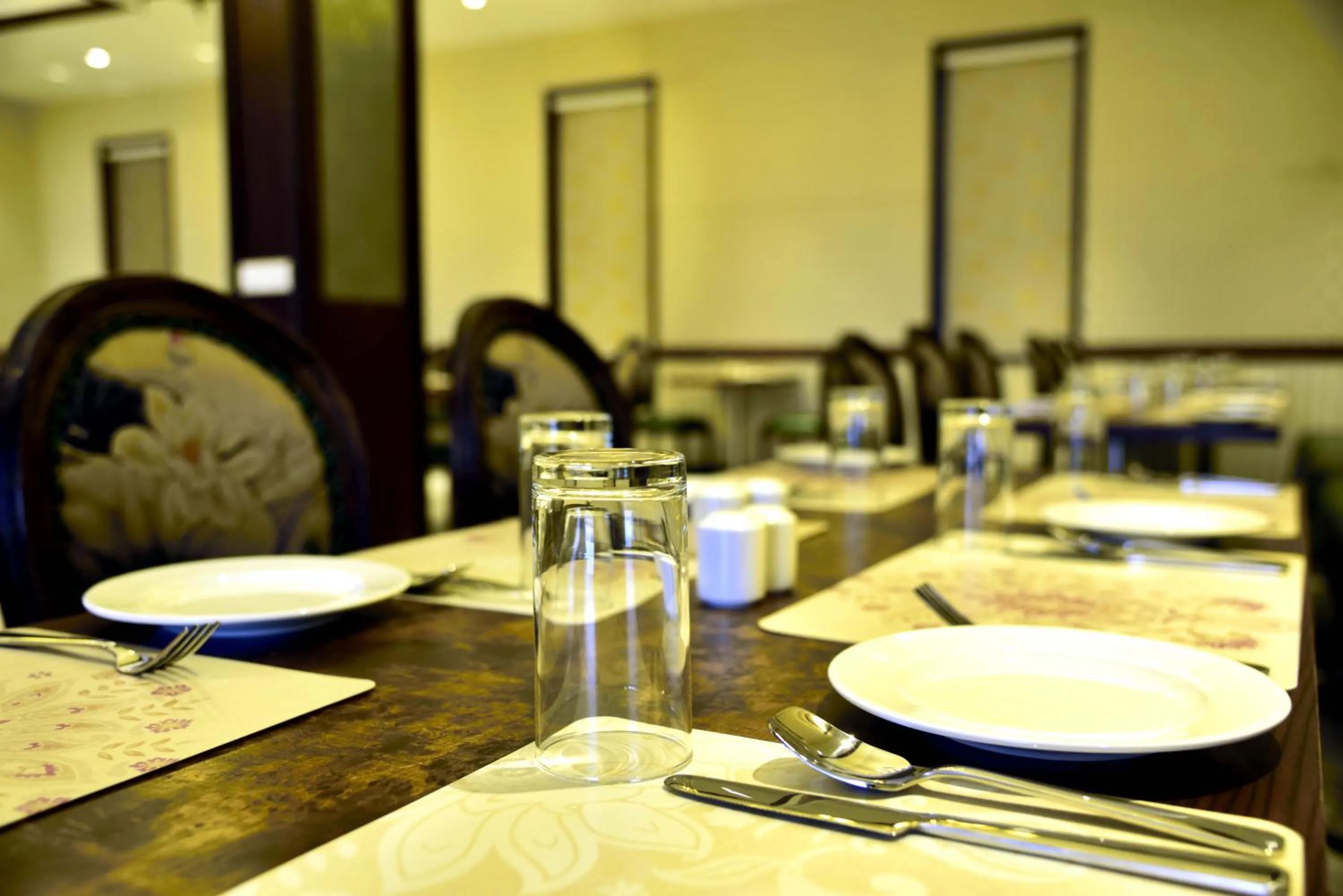 Restaurant/places to eat in The Fern Hillside Resort Bhimtal