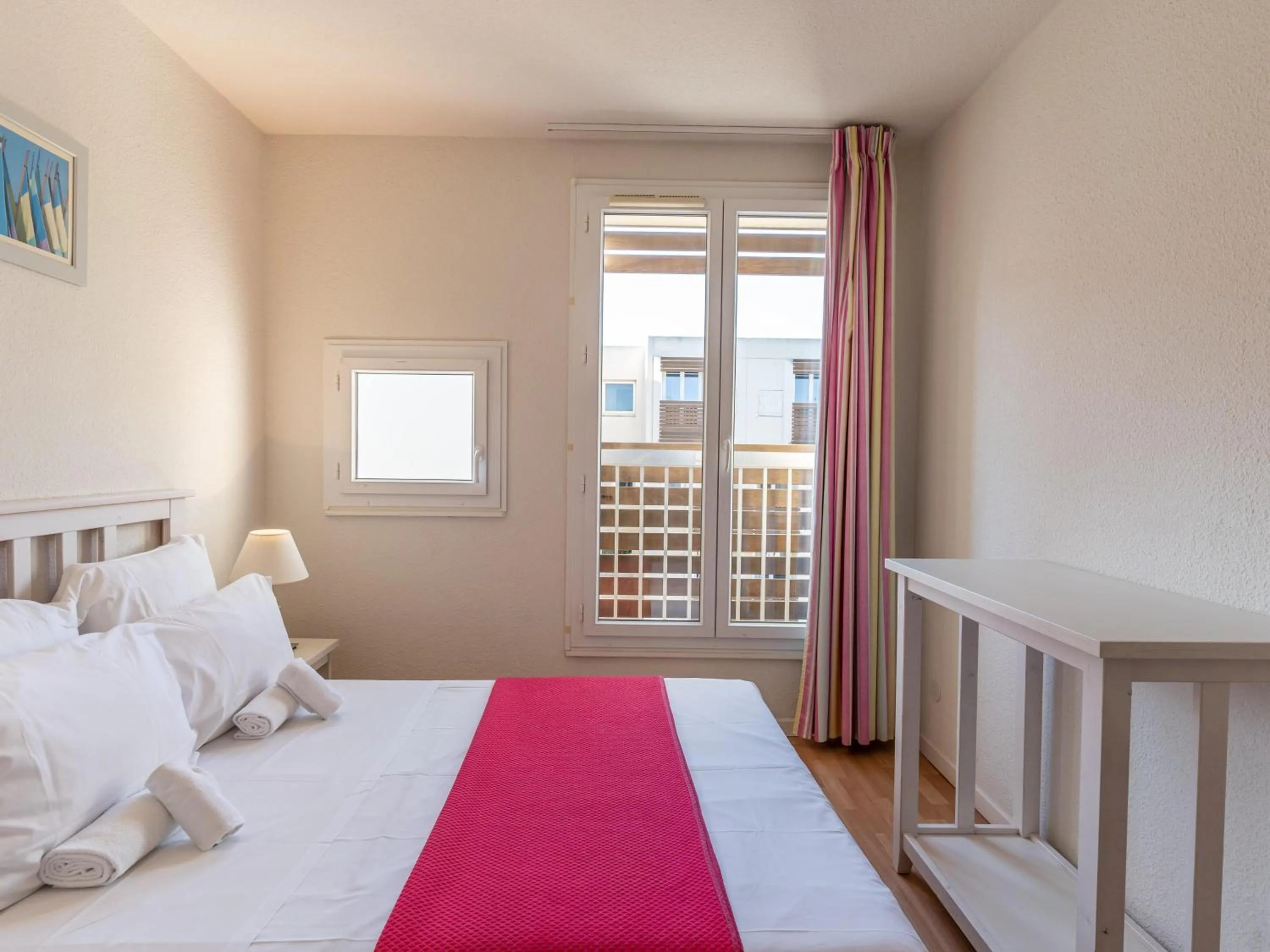 Bedroom, Bed in Vacancéole - Résidence L'Ile d'Or