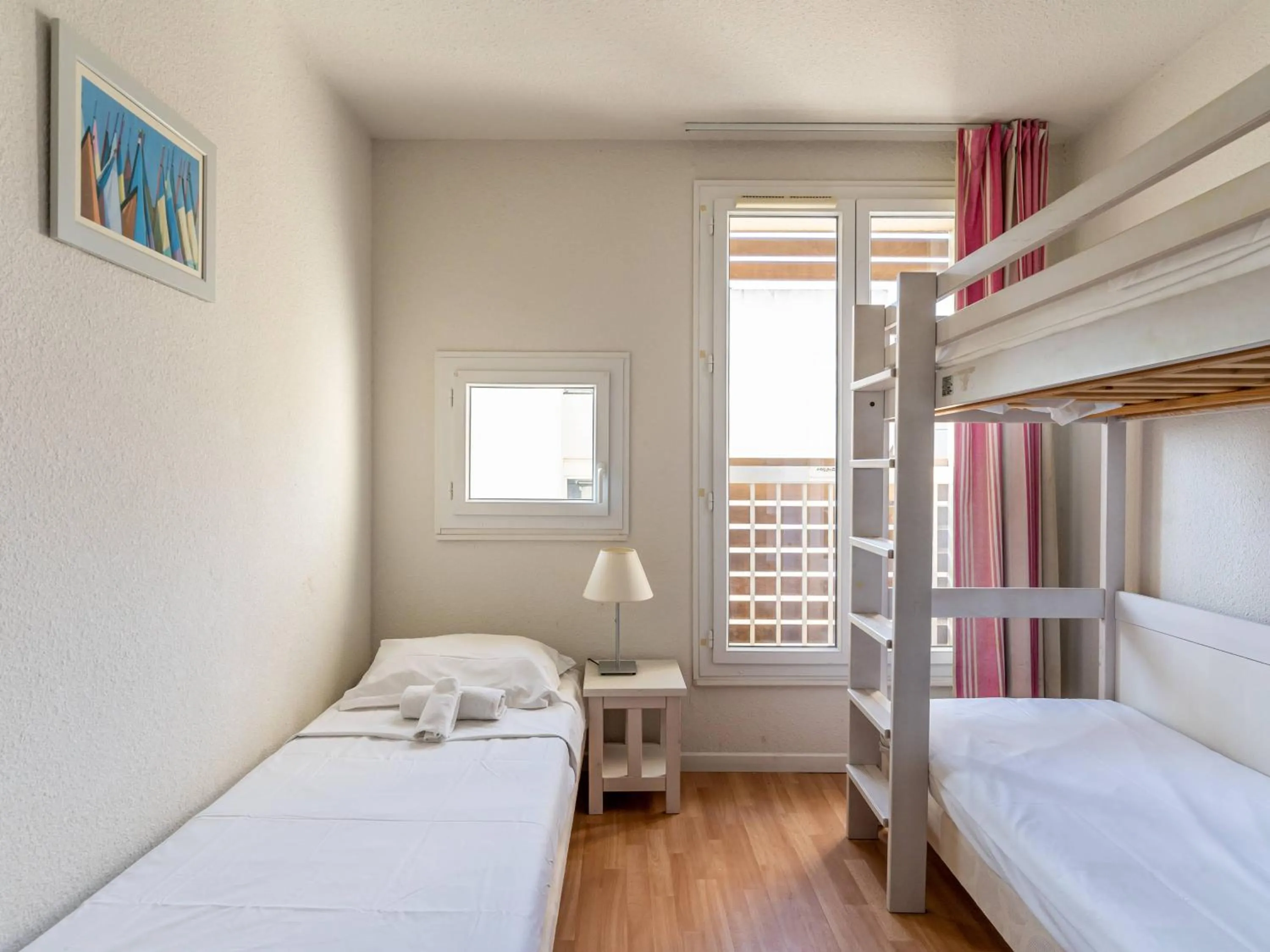 Bedroom, Bed in Vacancéole - Résidence L'Ile d'Or