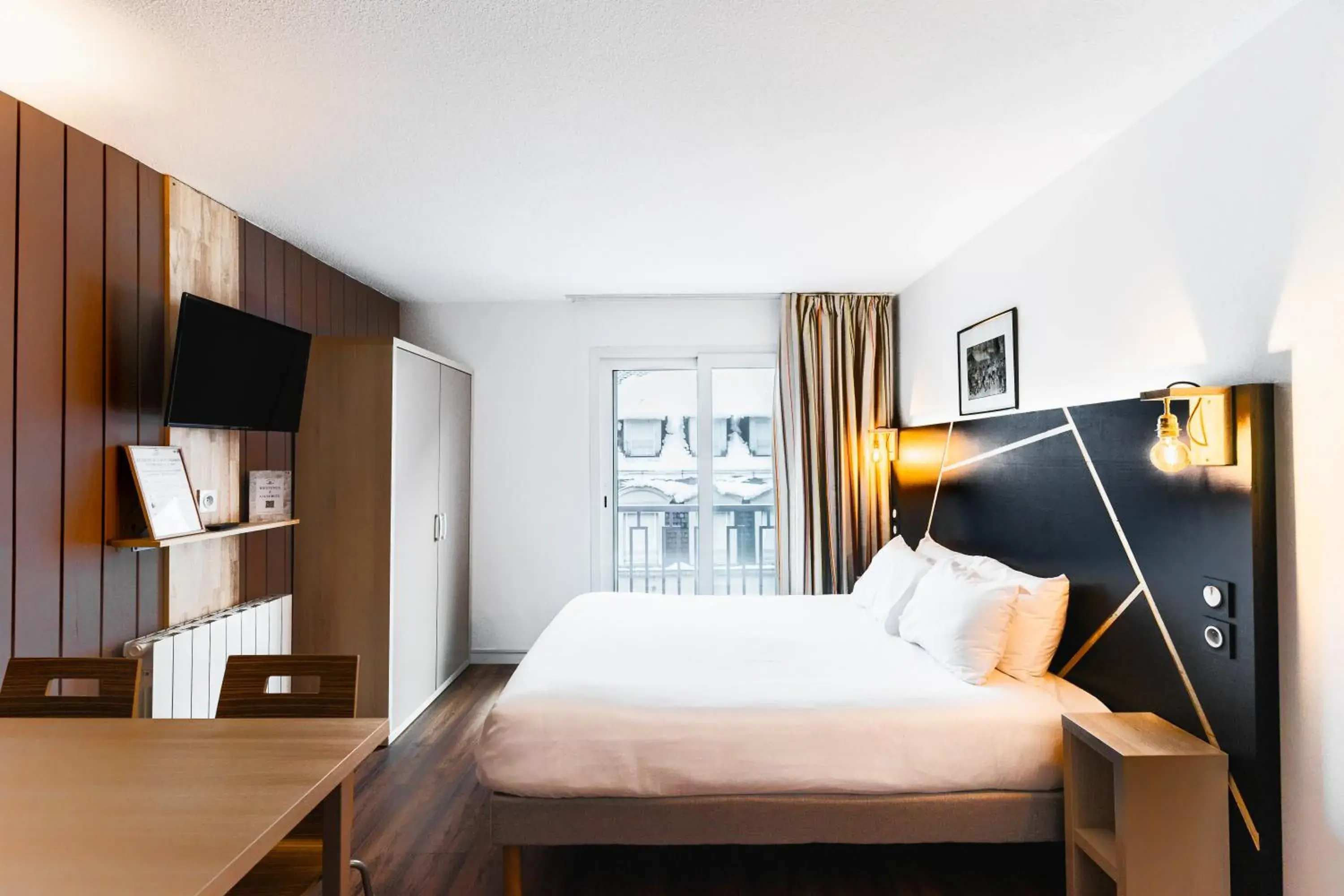 Family Studio in Garden & City Cauterets Balneo Family Studio in Garden & City Cauterets Balneo