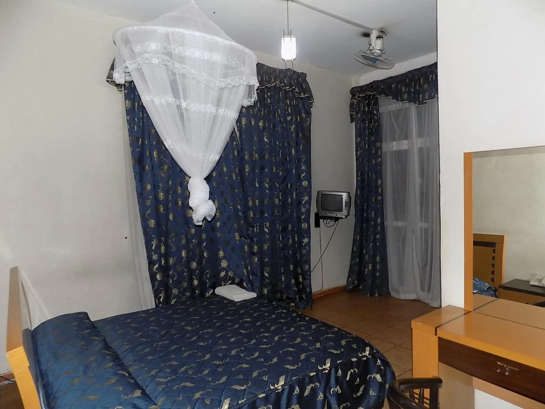 TV and multimedia in Aponye Hotel Kampala