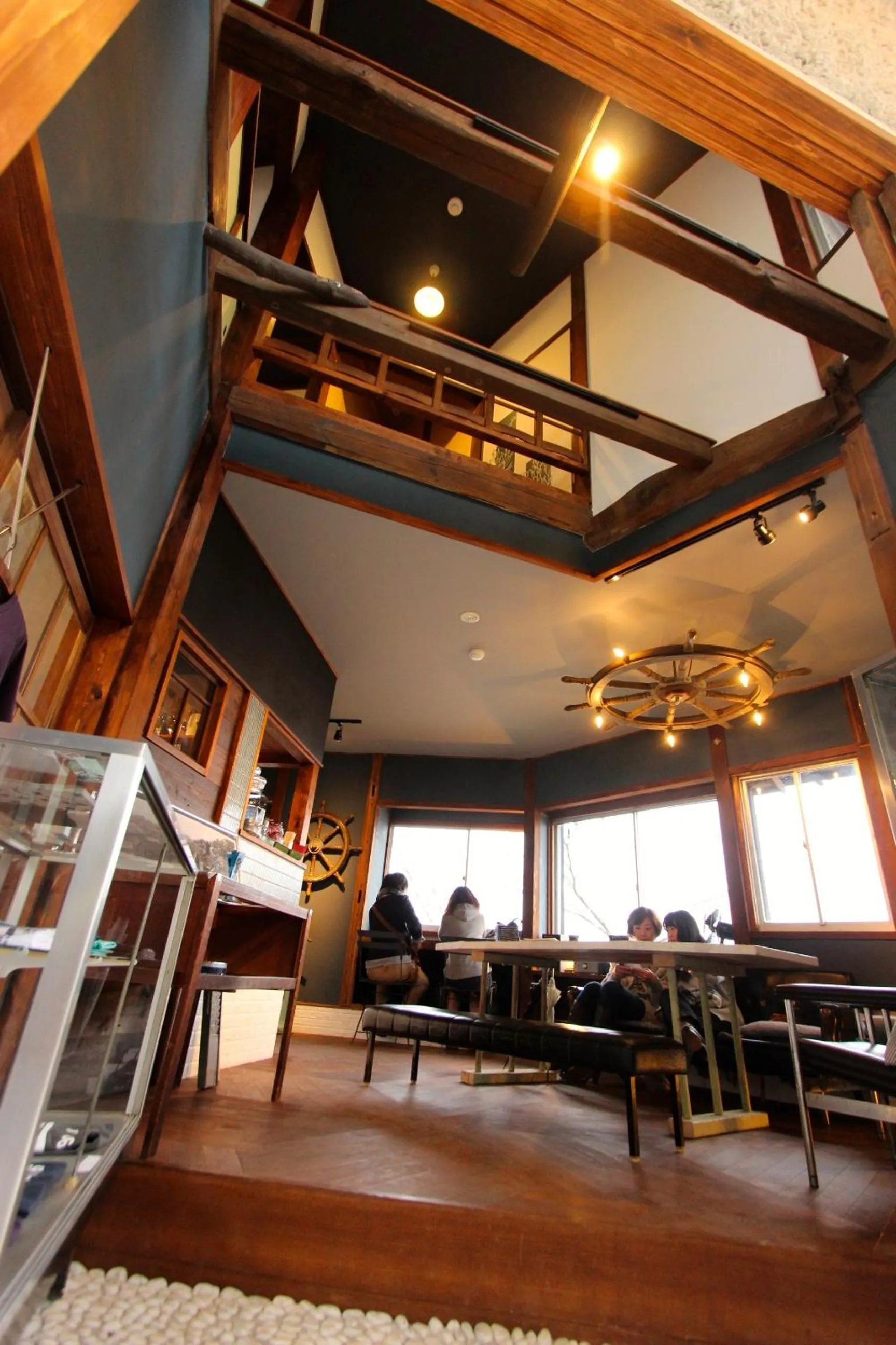 Communal lounge/ TV room in Onomichi Guest House Miharashi-tei