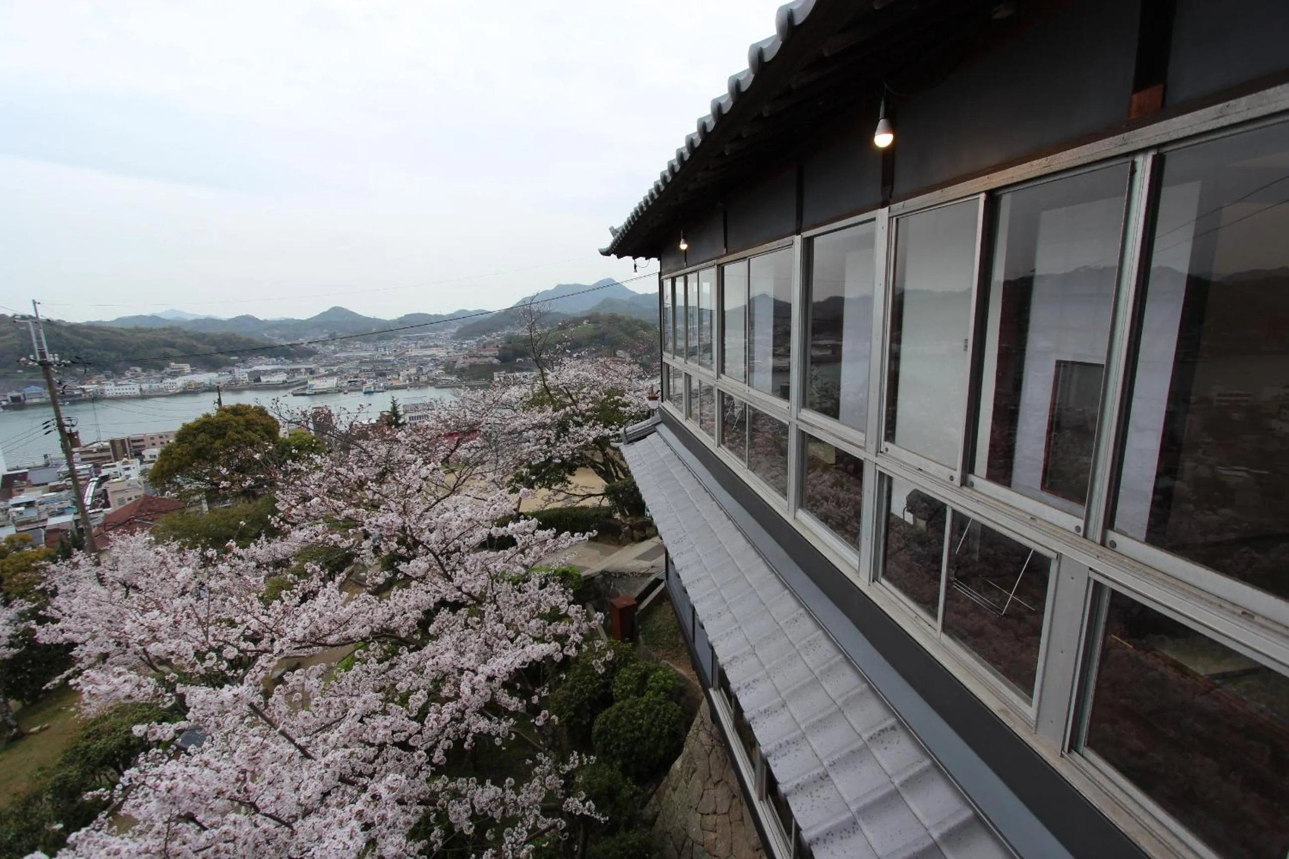 Sea view in Onomichi Guest House Miharashi-tei