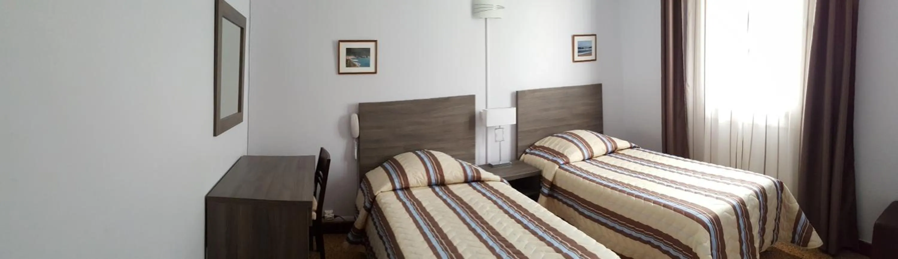 Bedroom, Bed in Hotel de la Plage Santa Vittoria