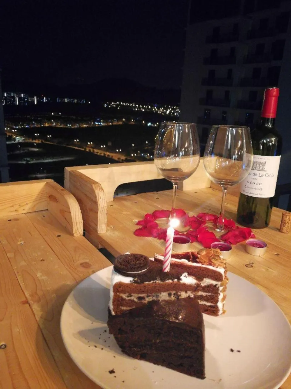 Decorative detail in De Houz @ Setia Alam Trefoil Homestay