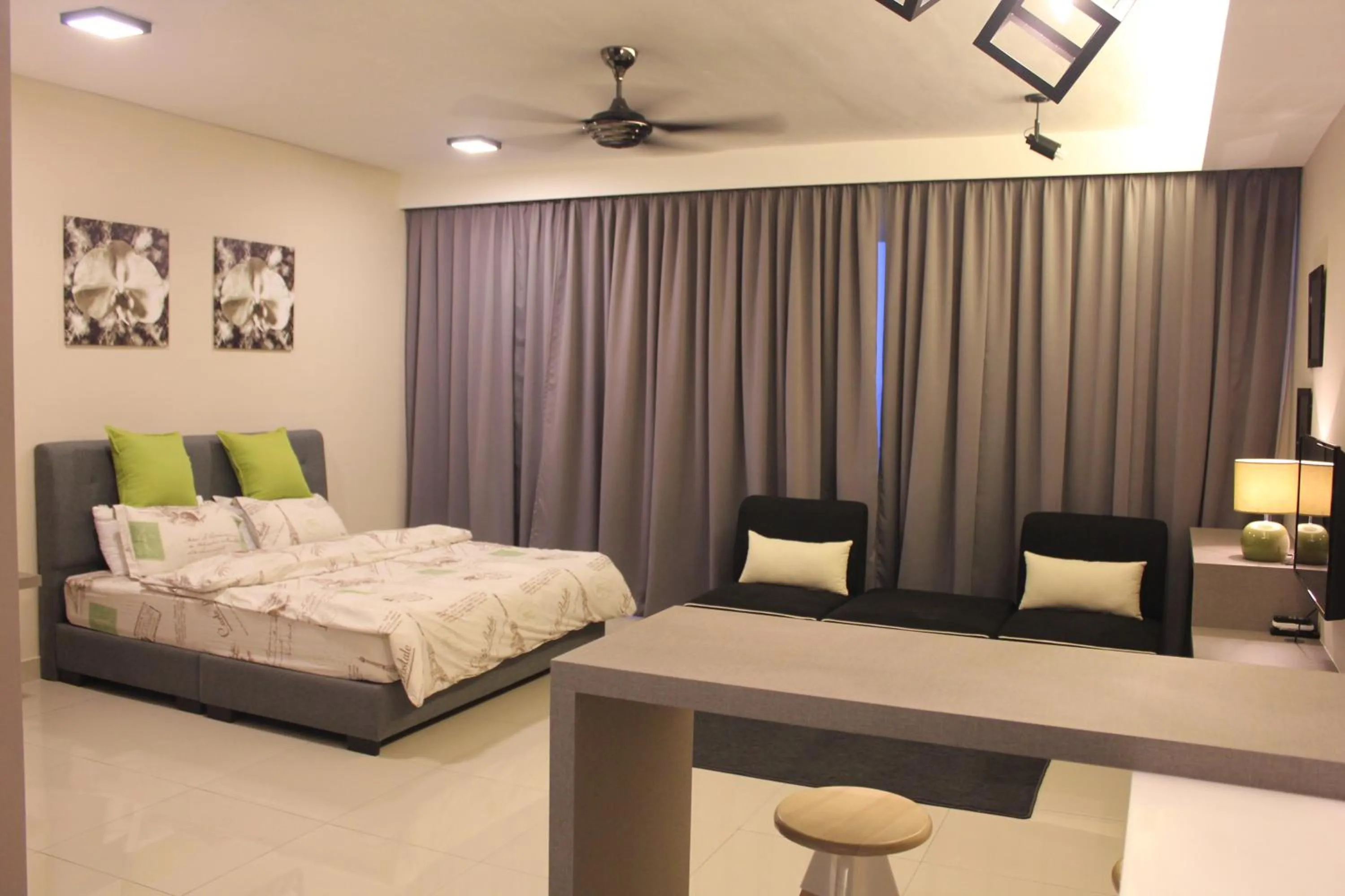 Bed in De Houz @ Setia Alam Trefoil Homestay