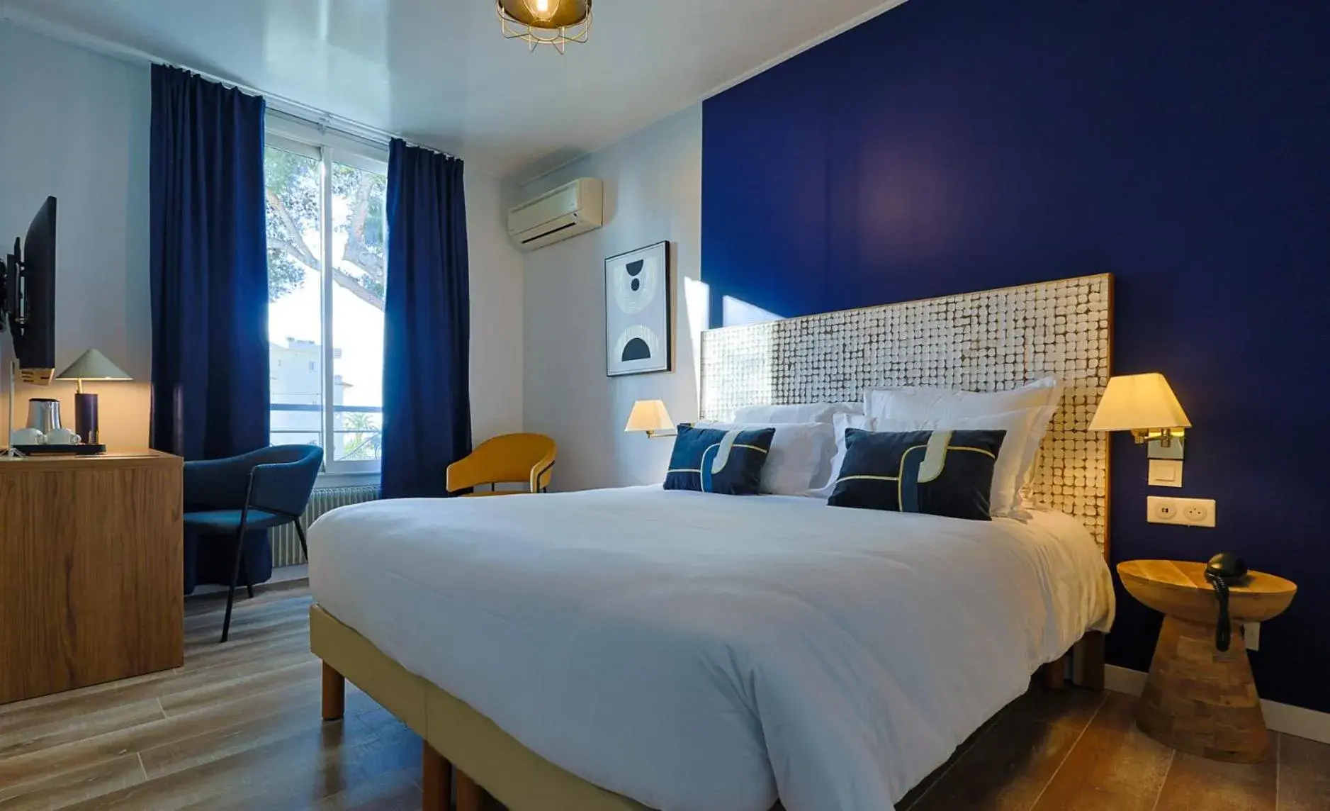 Superior Room in Hotel Albert 1er Superior Room in Hotel Albert 1er