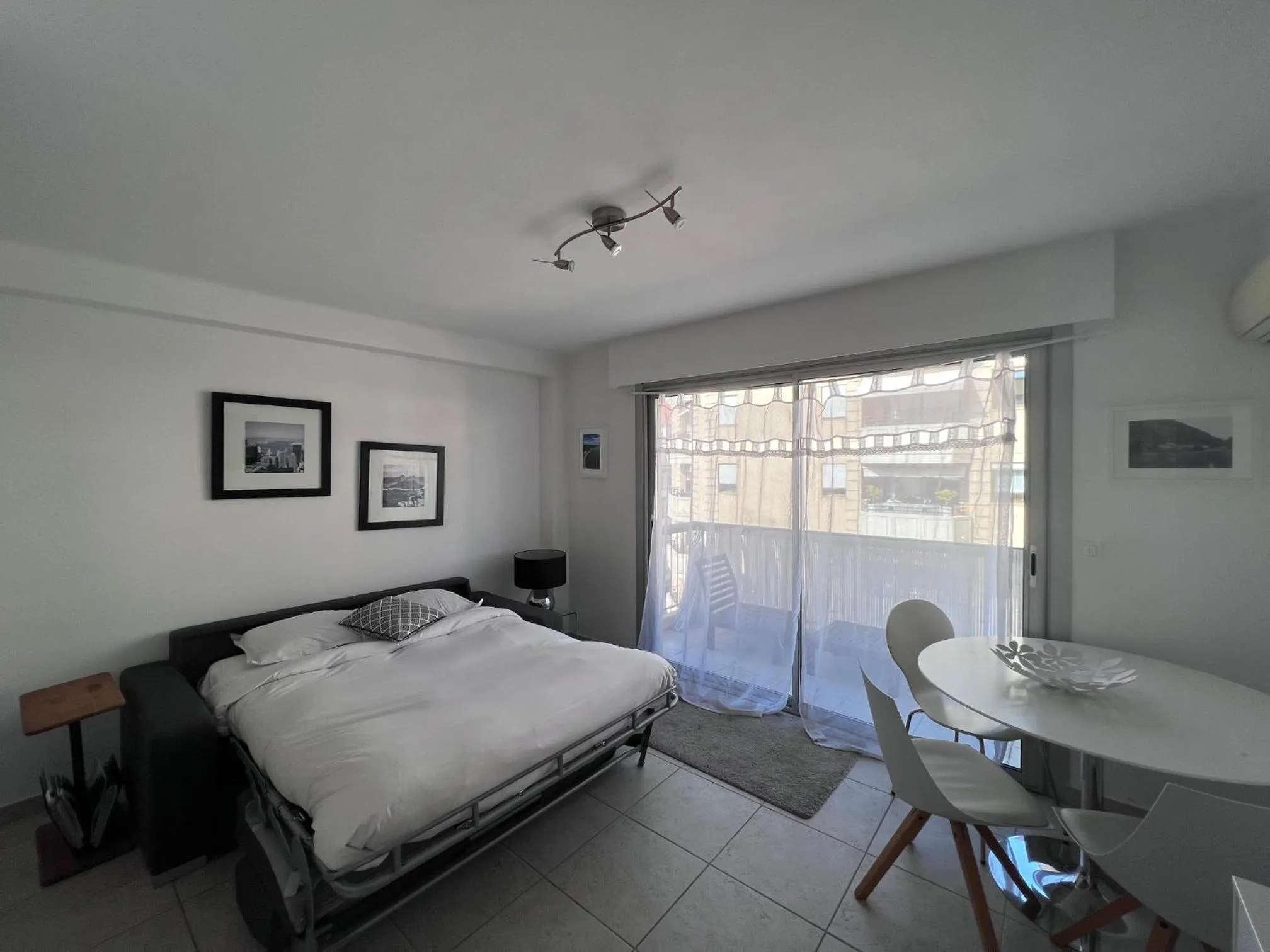 Bed in Riviera Eden Palace