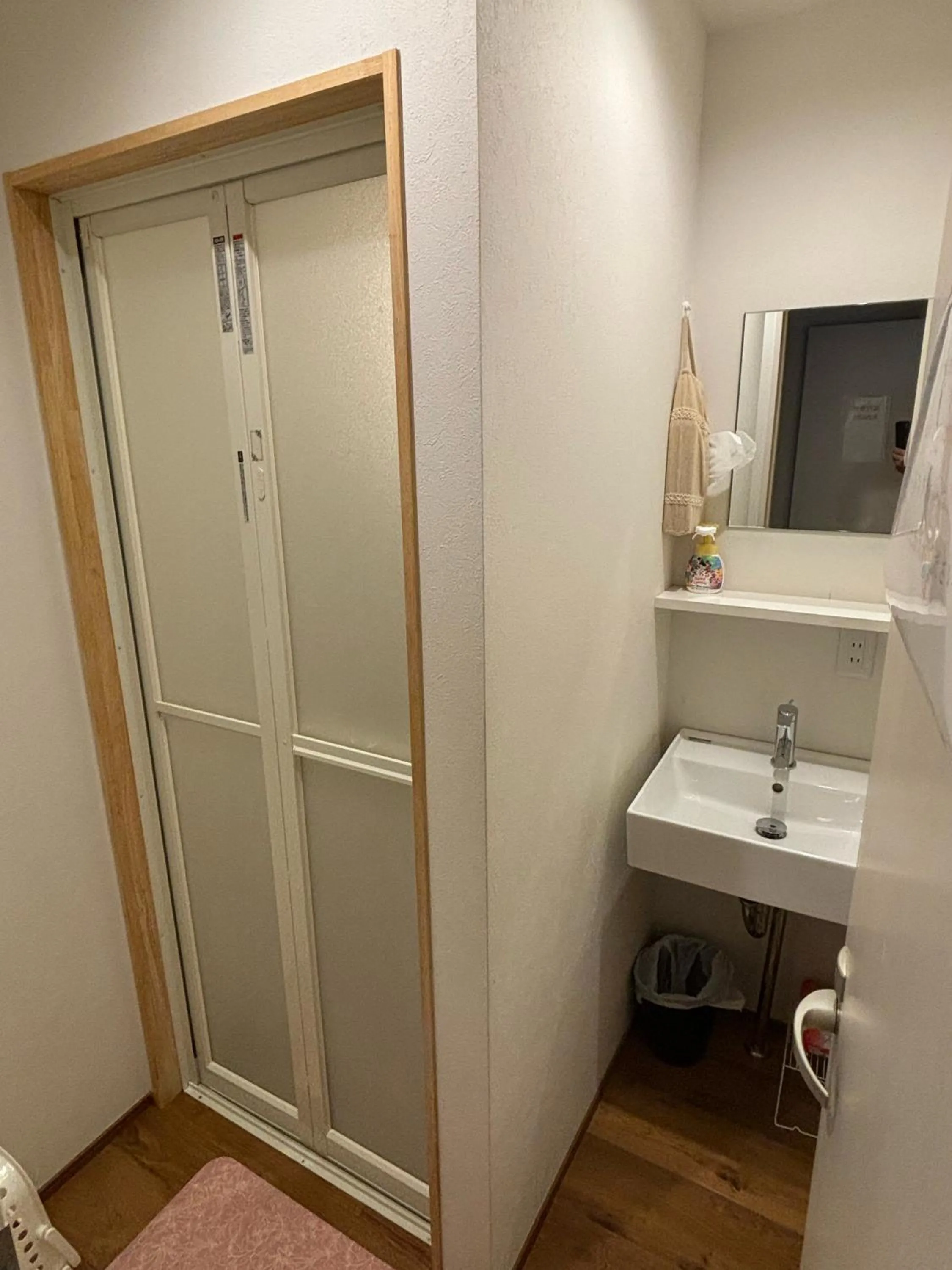 Shower in Kanazawa Guesthouse Stella