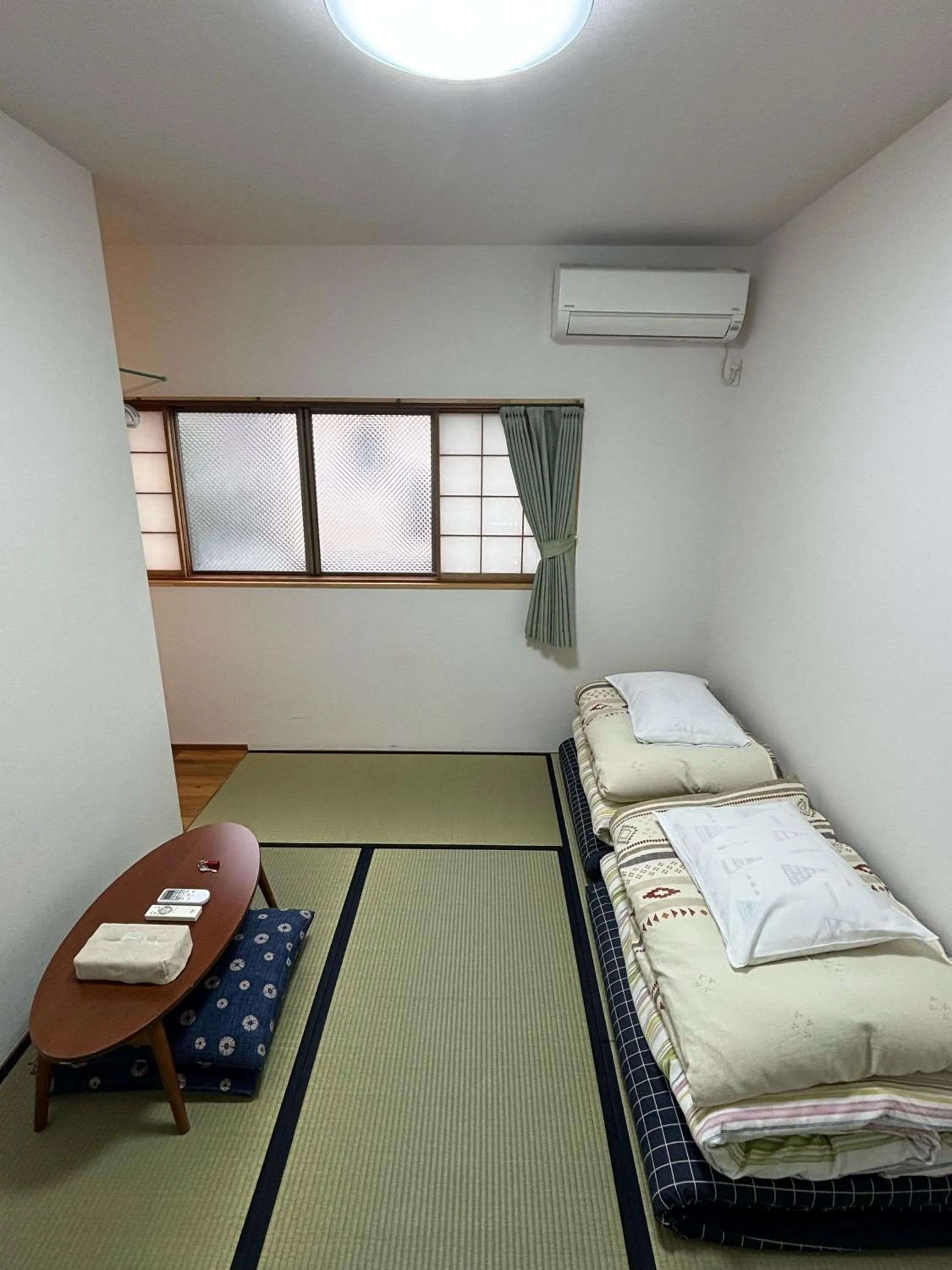 Photo of the whole room, Bed in Kanazawa Guesthouse Stella
