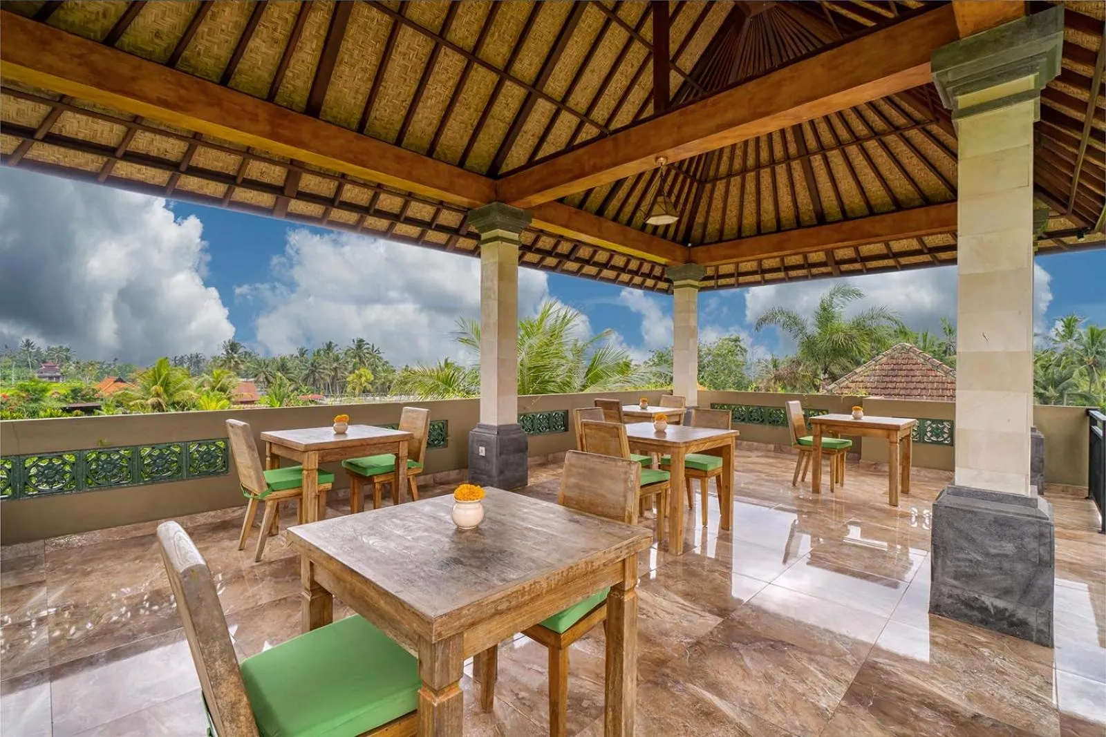 Restaurant/places to eat in Cahaya Ubud Villa