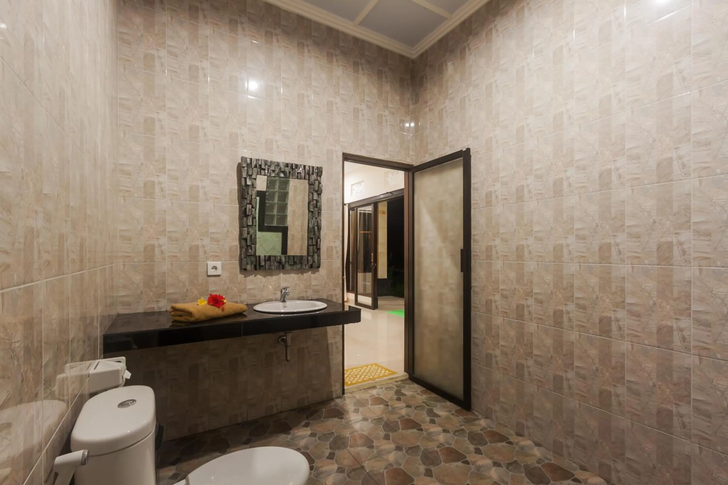 Shower in Cahaya Ubud Villa