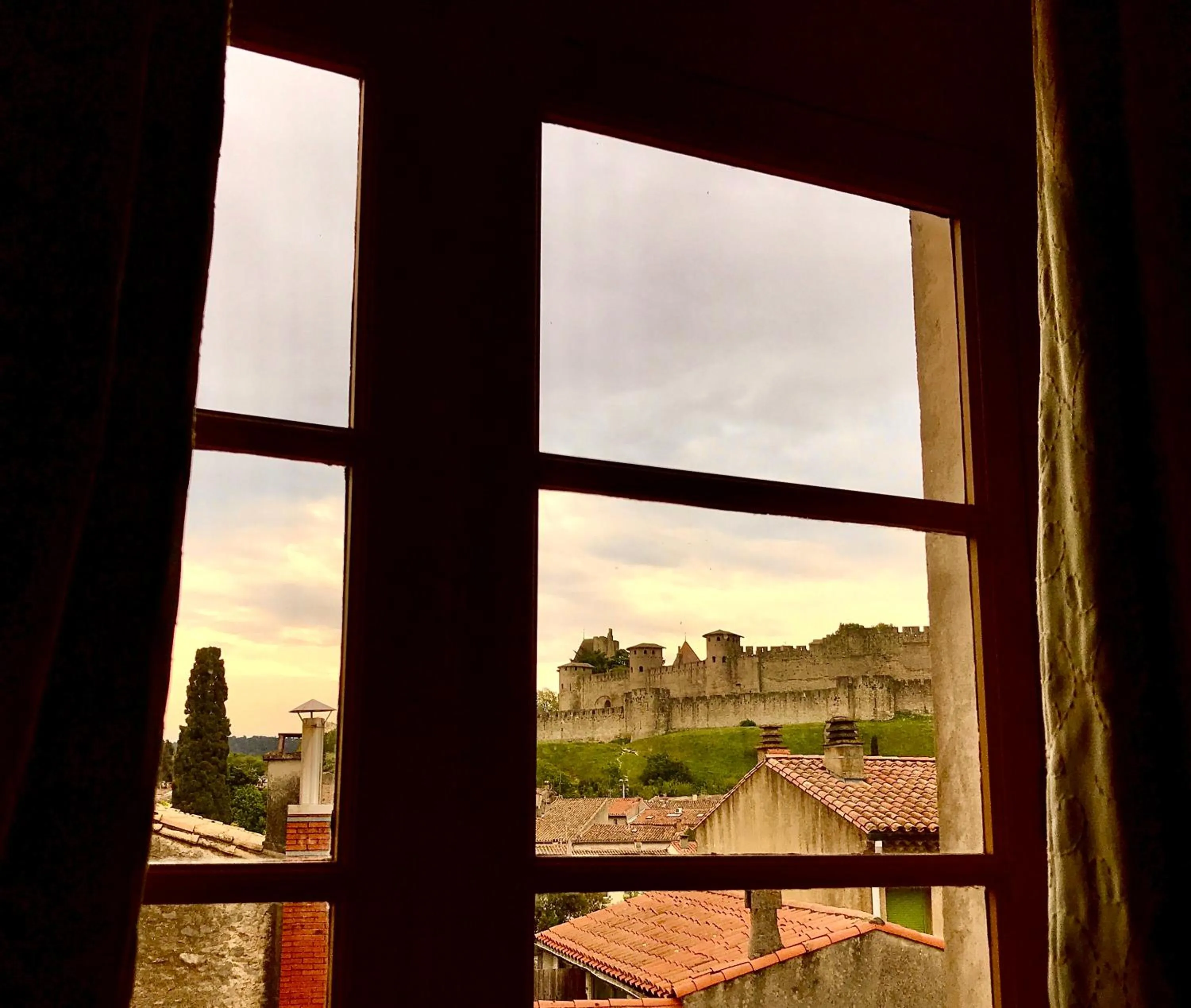 Nearby landmark in Demeure Saint Louis Historic manor, City 700m, free parking,A C,Clim,WIFI, city view, Garden