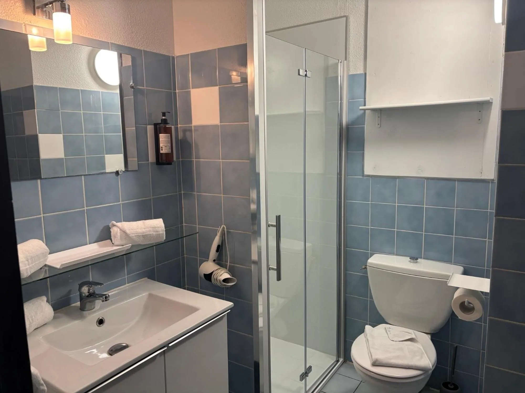 Bathroom in Acapella Hotel