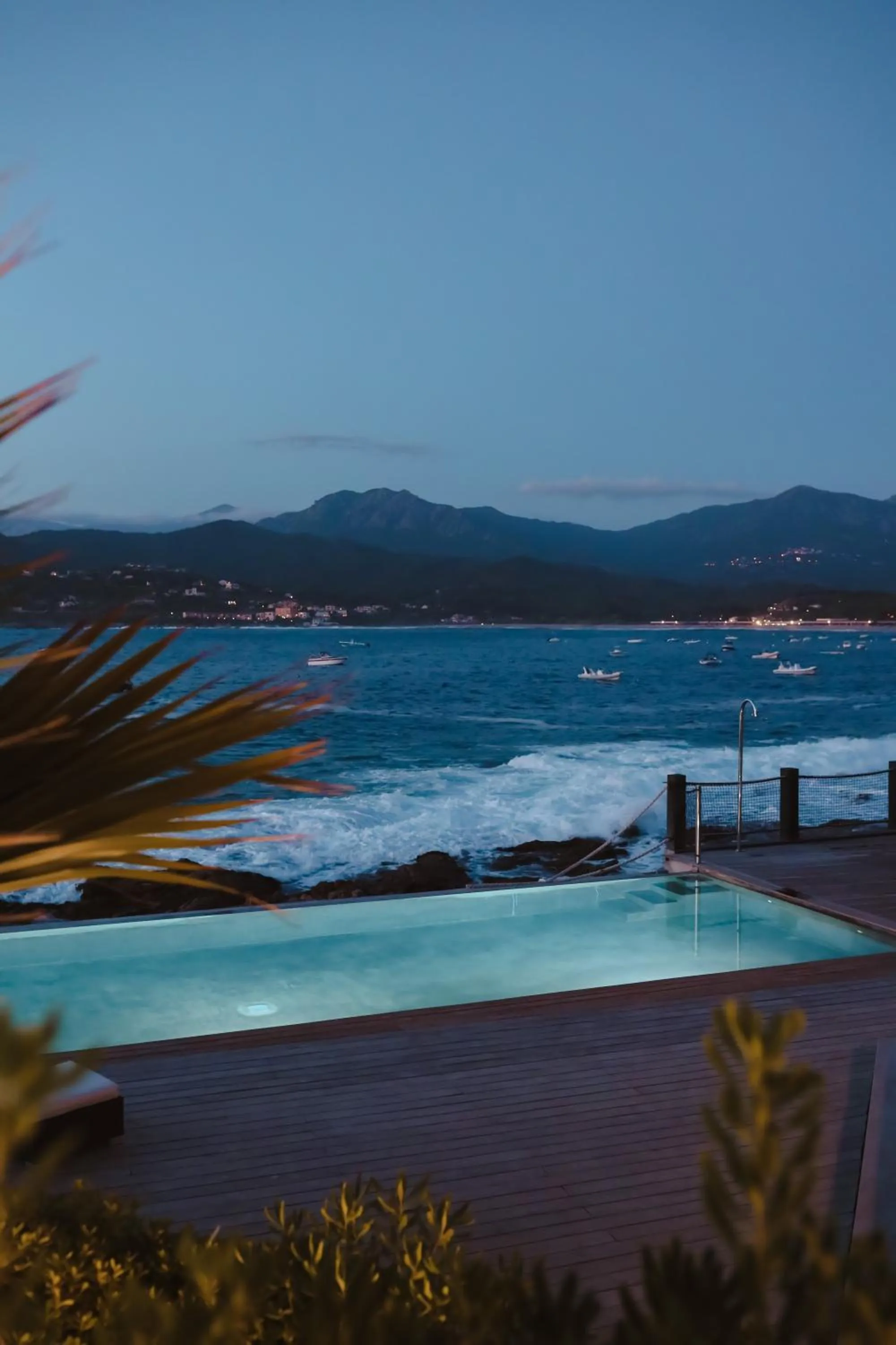 Pool view in Hôtel Castel d'Orcino