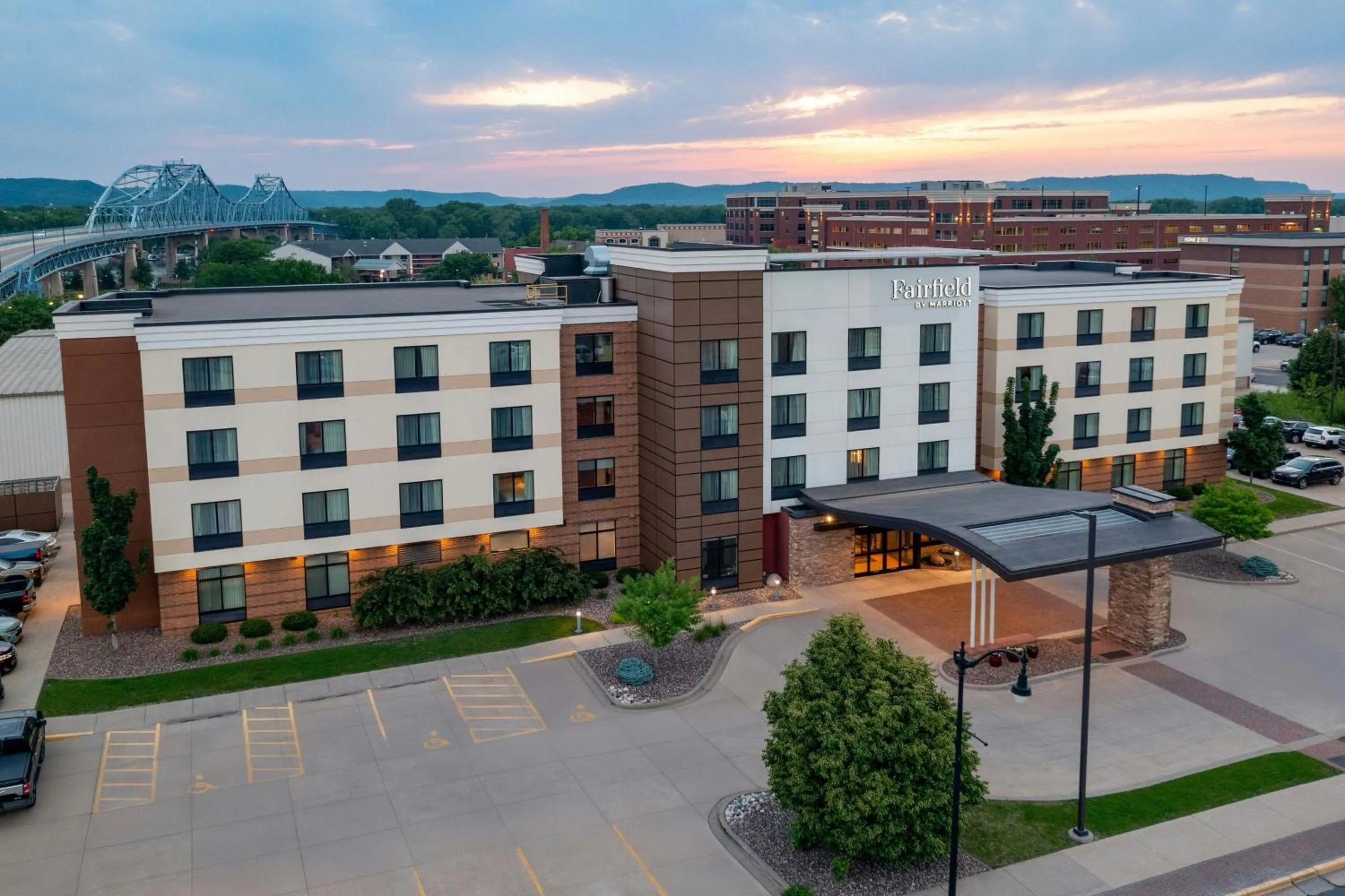 Property building in Fairfield Inn & Suites by Marriott La Crosse Downtown