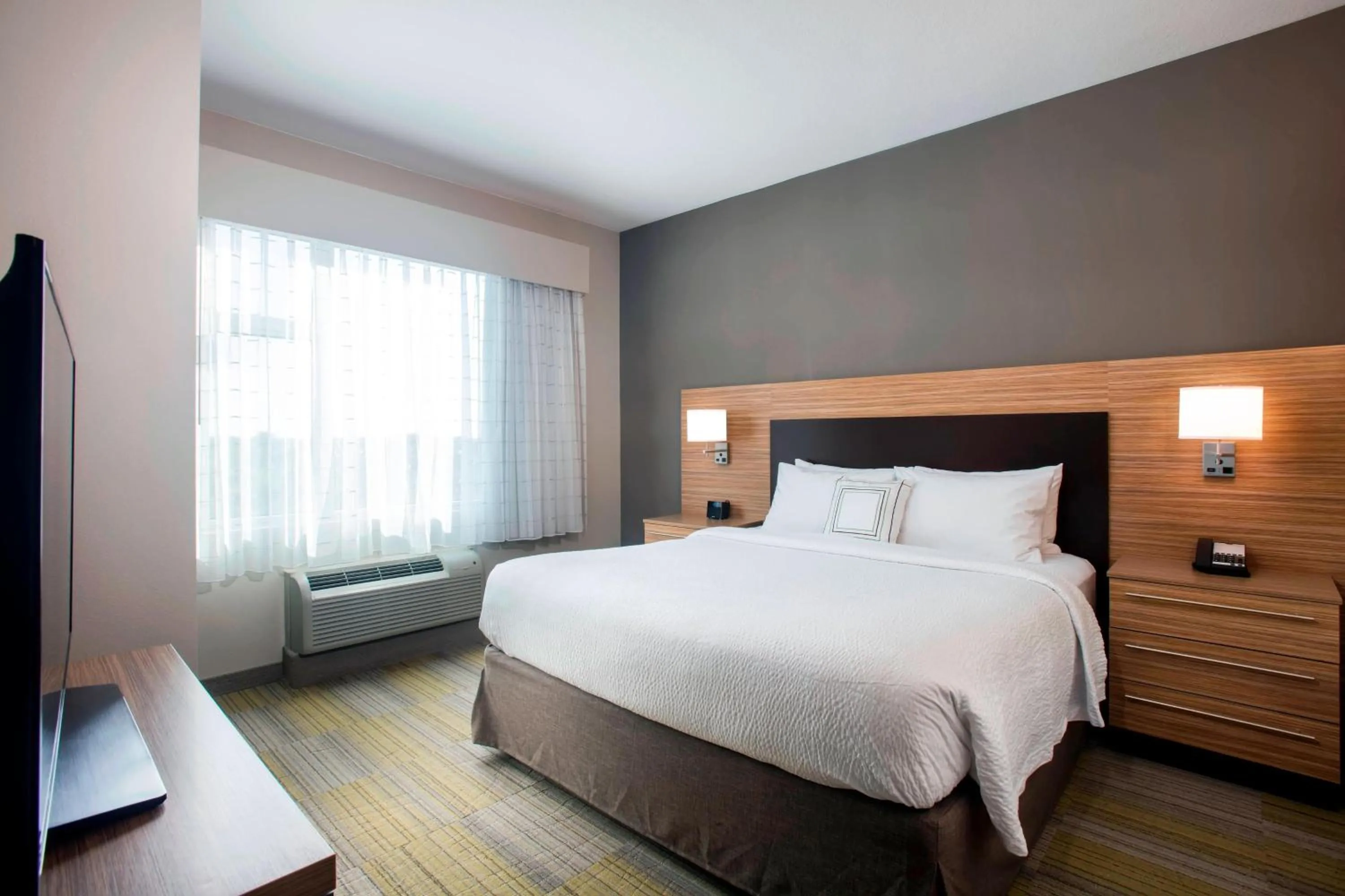 Bedroom, Bed in TownePlace Suites by Marriott Miami Homestead