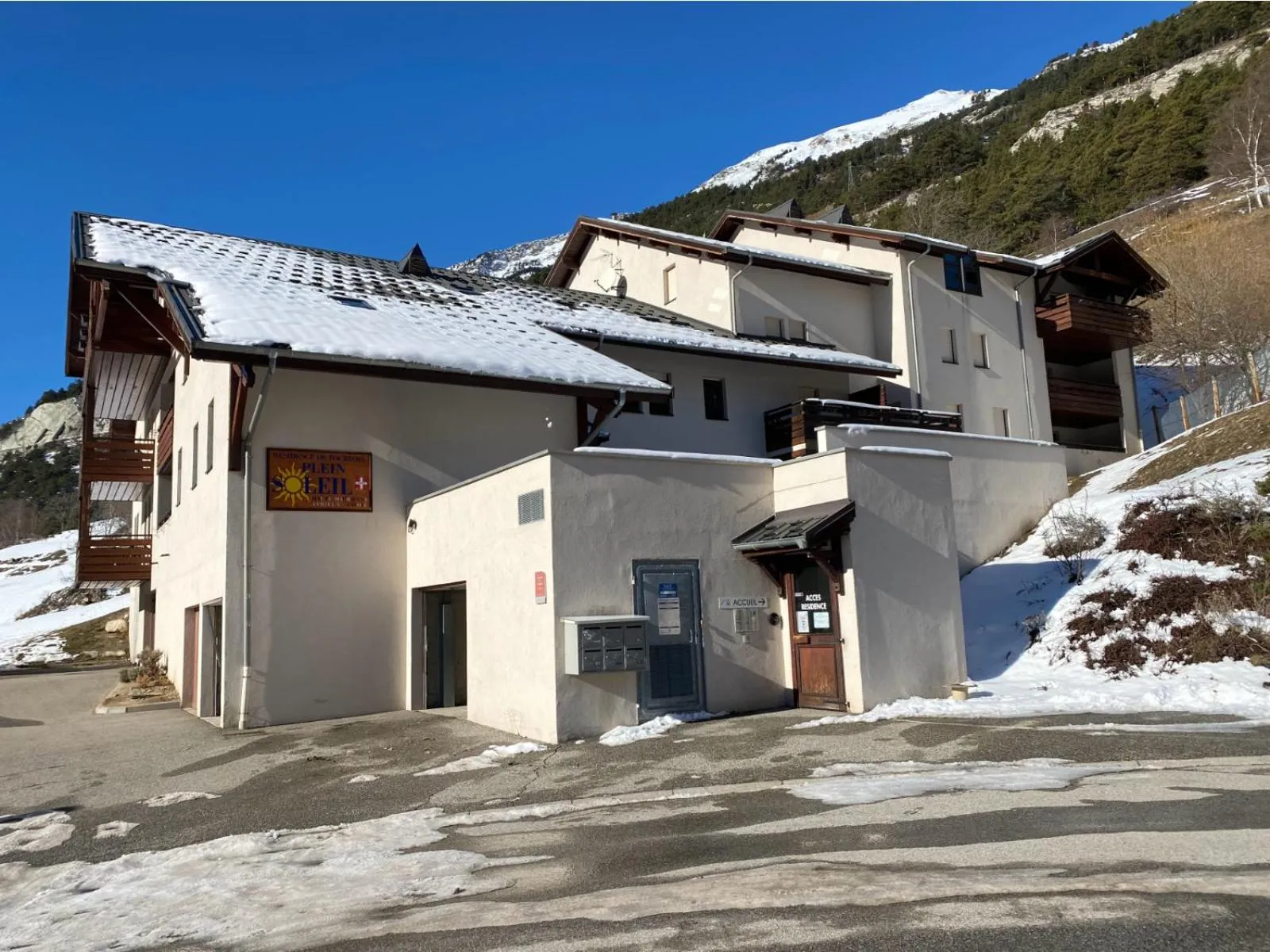 Property building in Résidence Plein Soleil