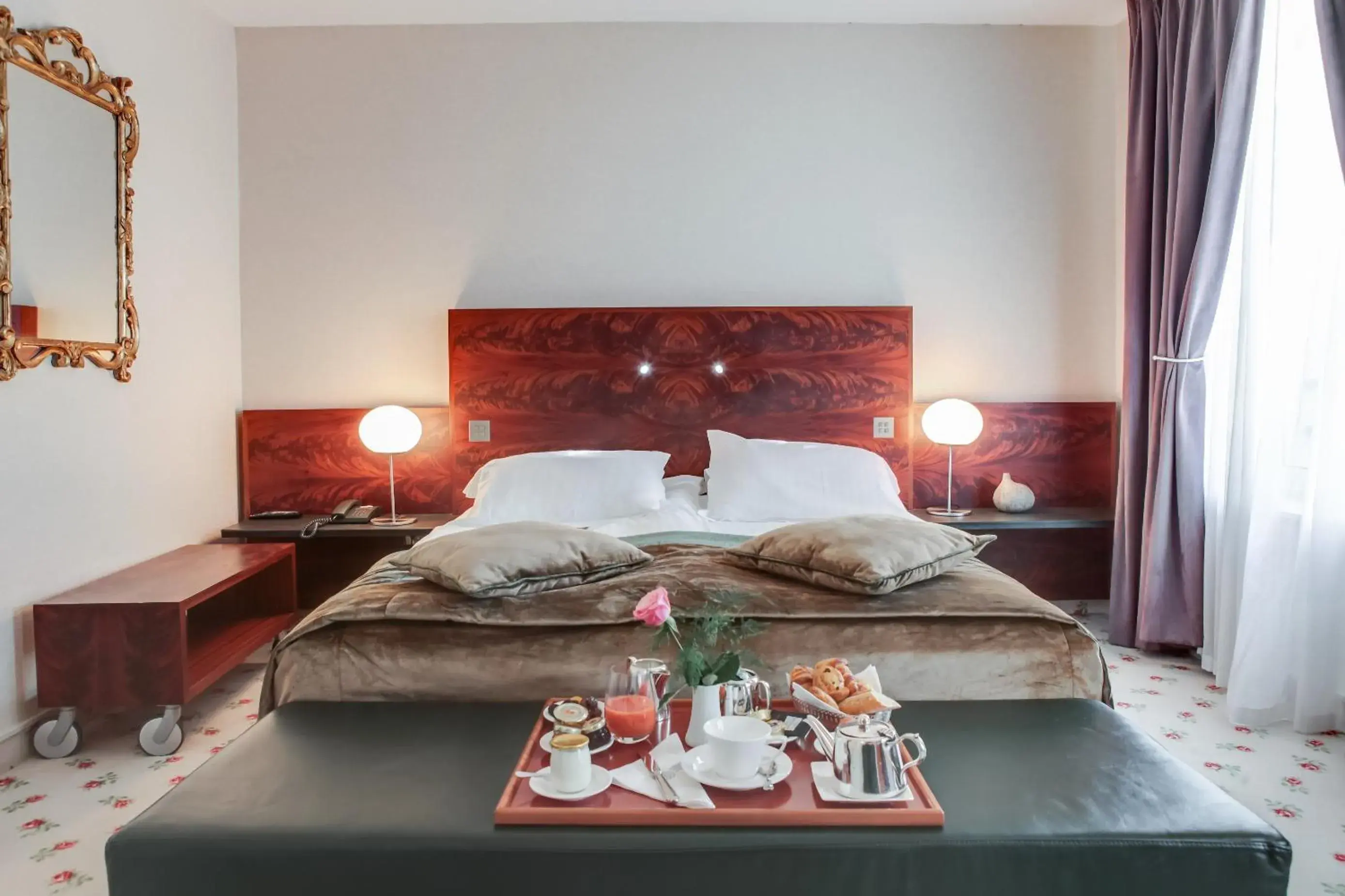 Junior Suite in Hôtel & Restaurant Le Relais d'Aumale Junior Suite in Hôtel & Restaurant Le Relais d'Aumale