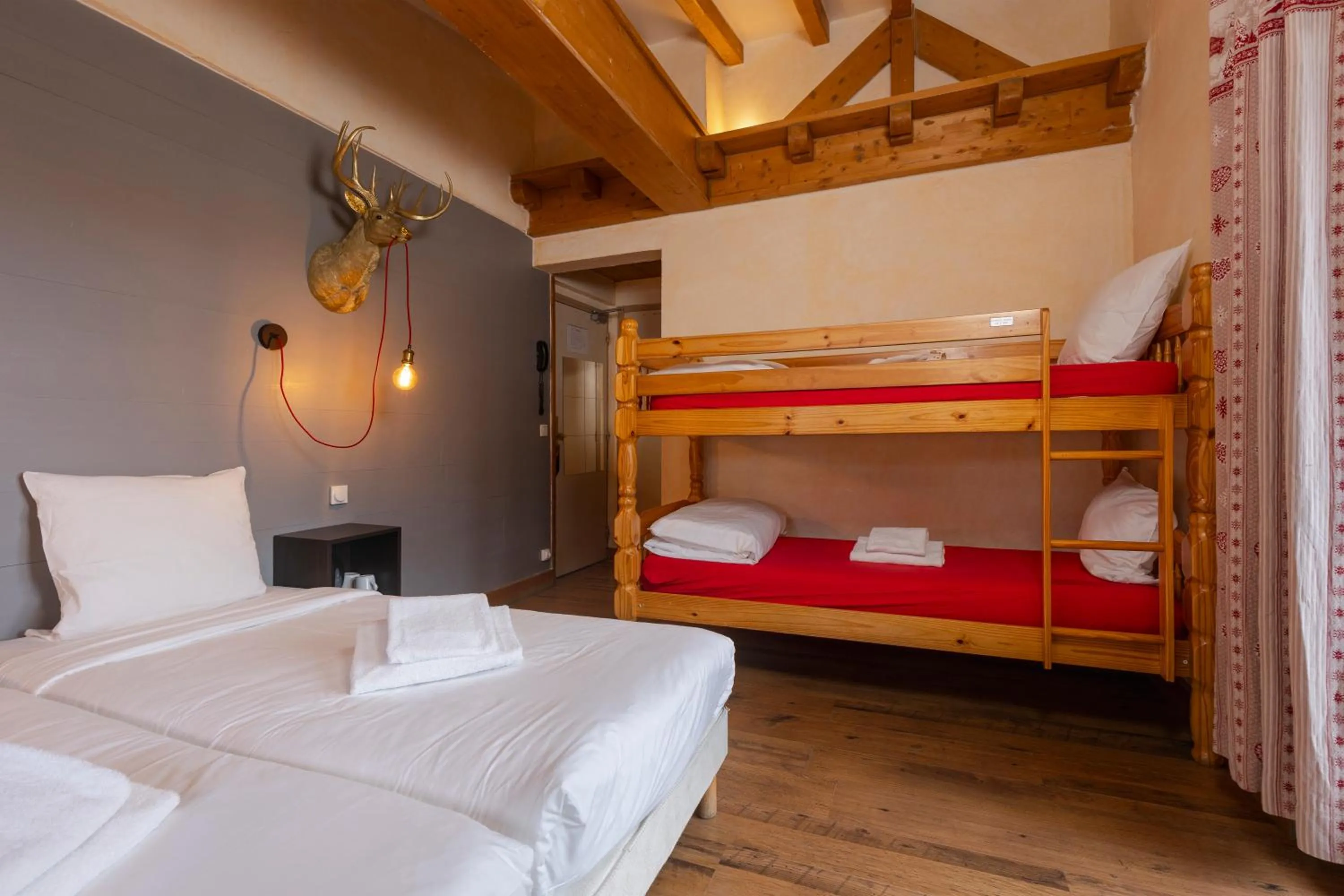 Bed in Le Saint Antoine