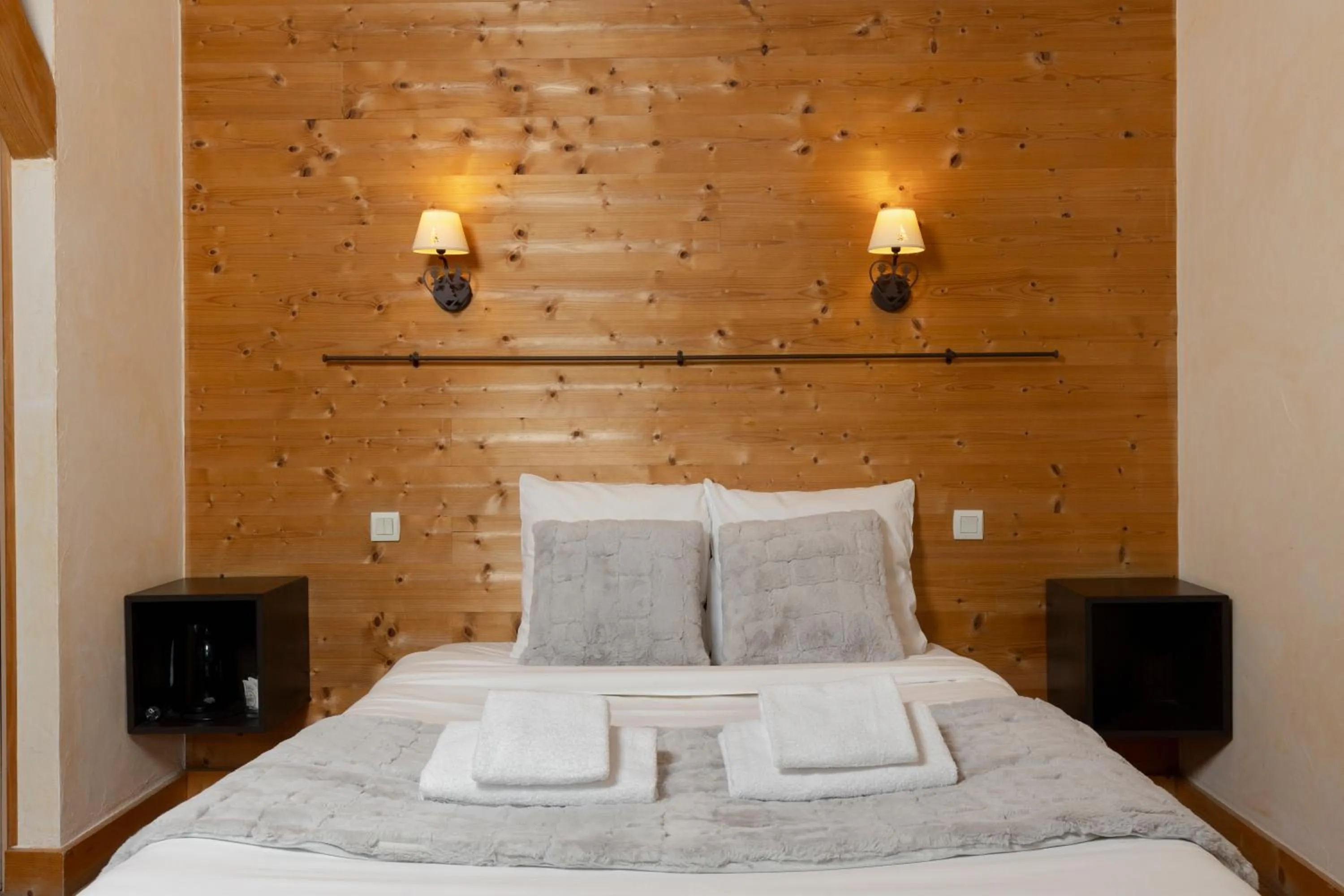 Bed in Le Saint Antoine