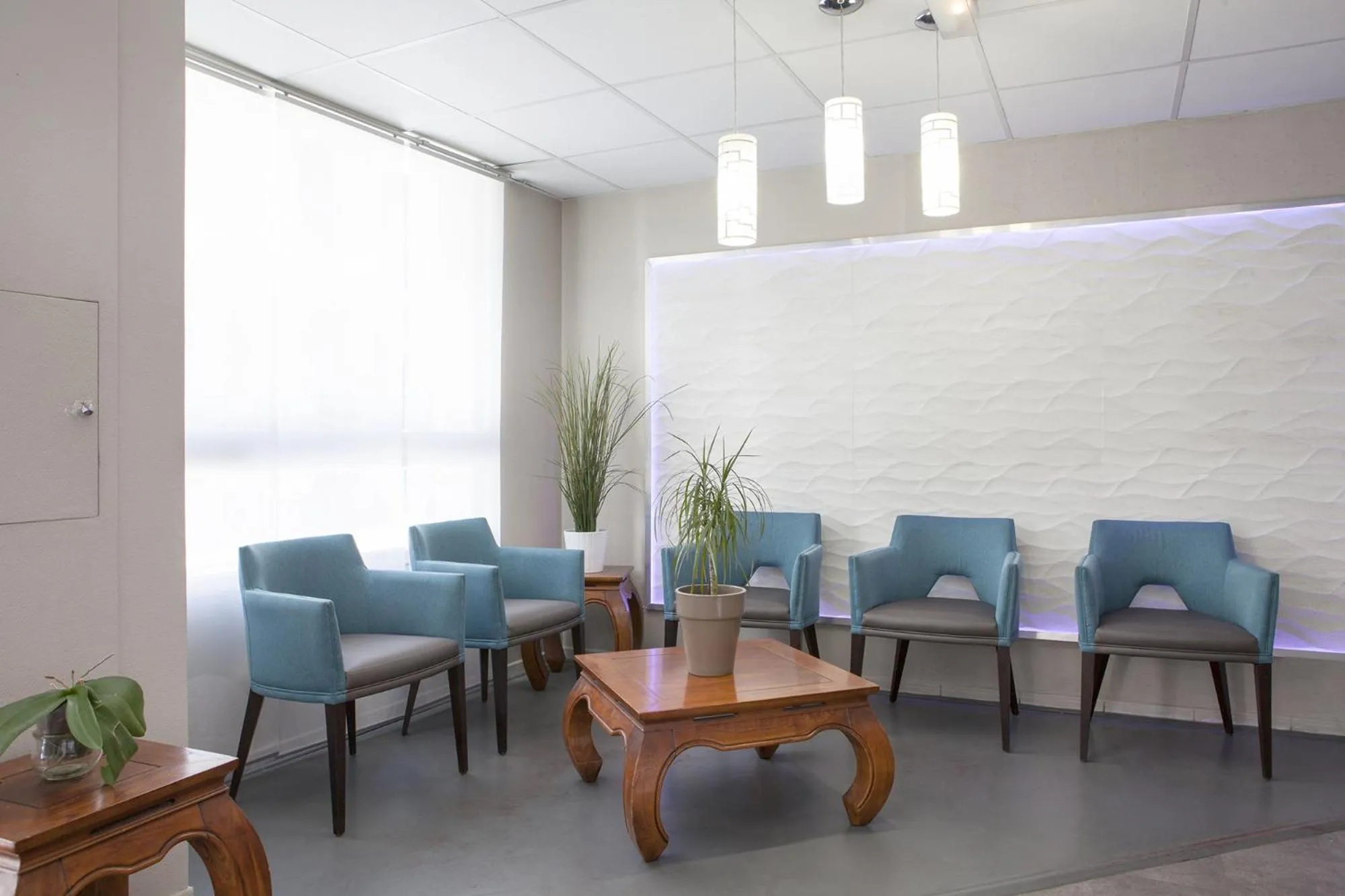 Lobby or reception in The Originals City, Hôtel Novella, Nantes Centre Gare