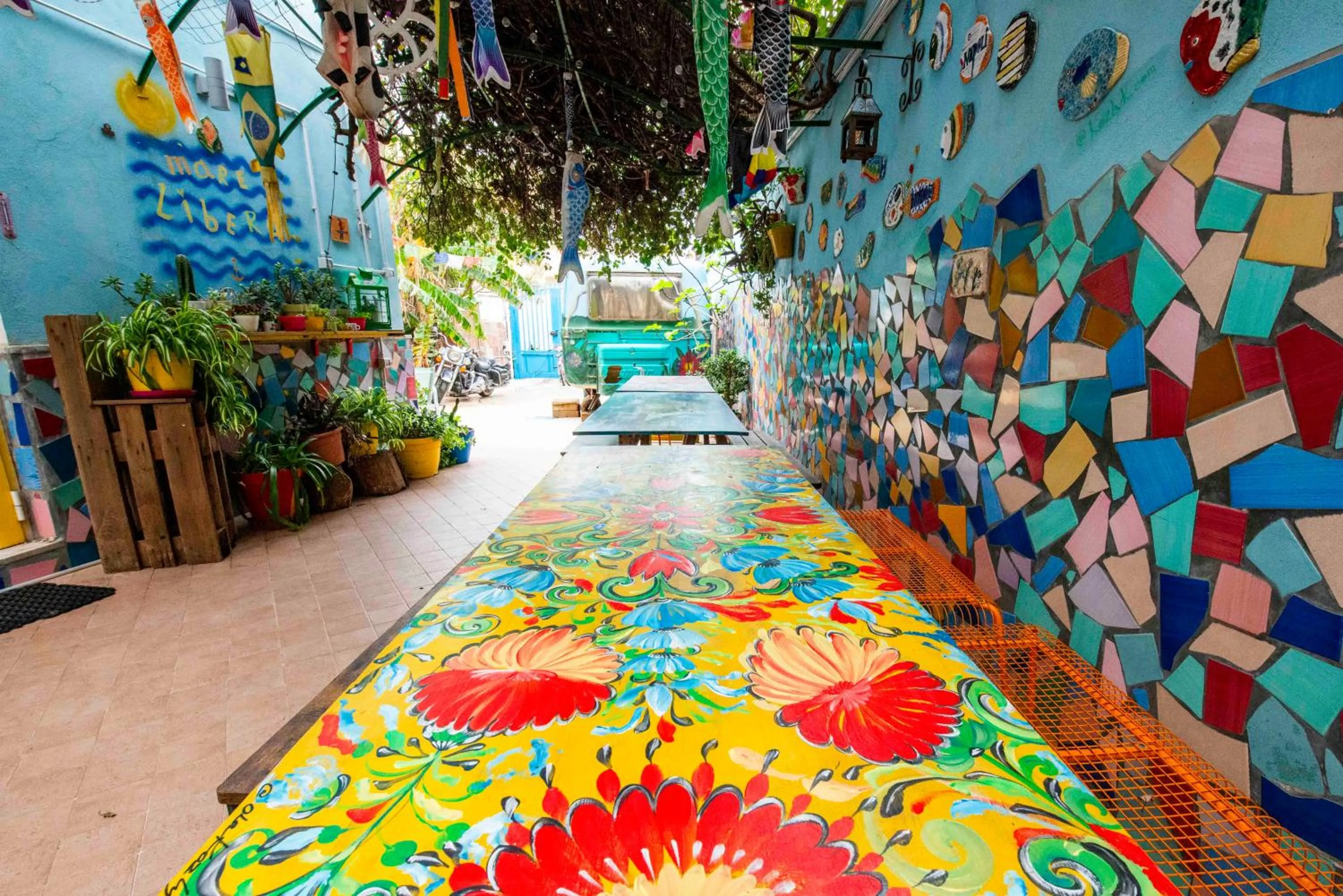 Patio in Eco hostel floreale