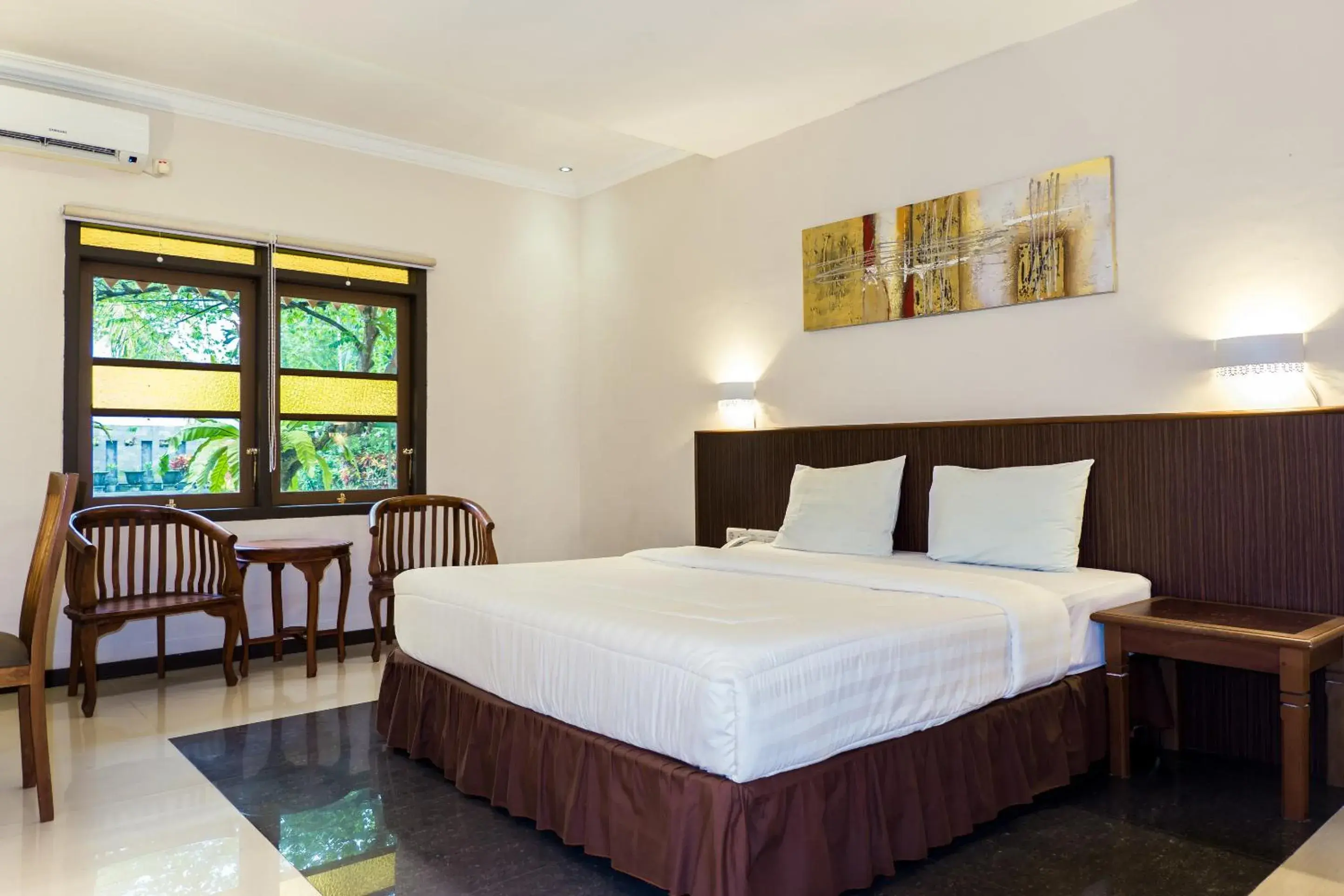 Superior Double Room in Arsela Hotel Pangkalan Bun Superior Double Room in Arsela Hotel Pangkalan Bun