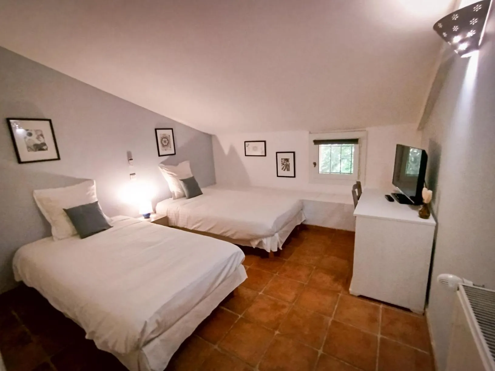 Bedroom, Bed in Le Mas de Gleyzes - Charme Authentique & Détente avec Piscine