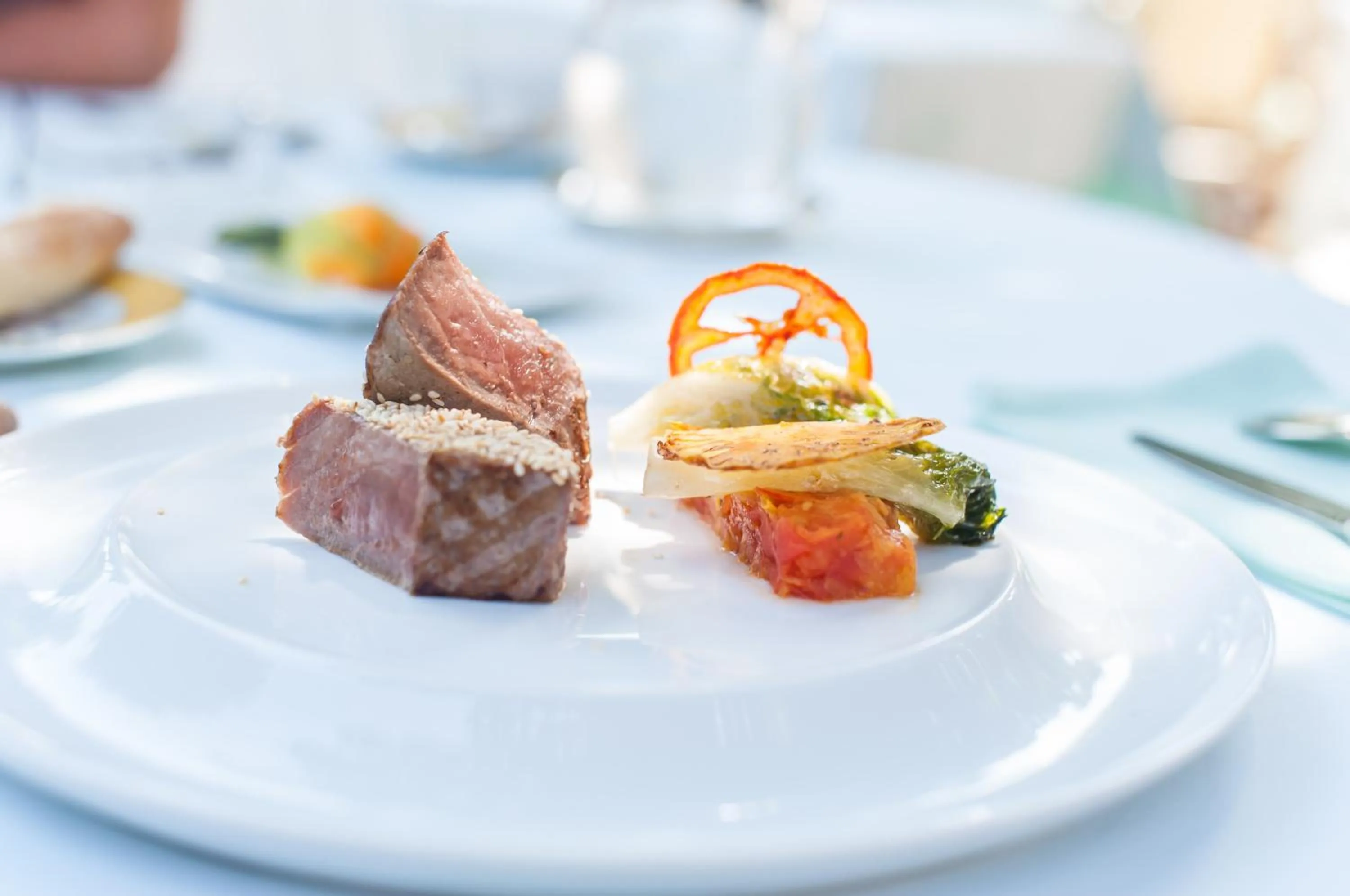 Food and drinks in Hôtel Beau Rivage Condrieu