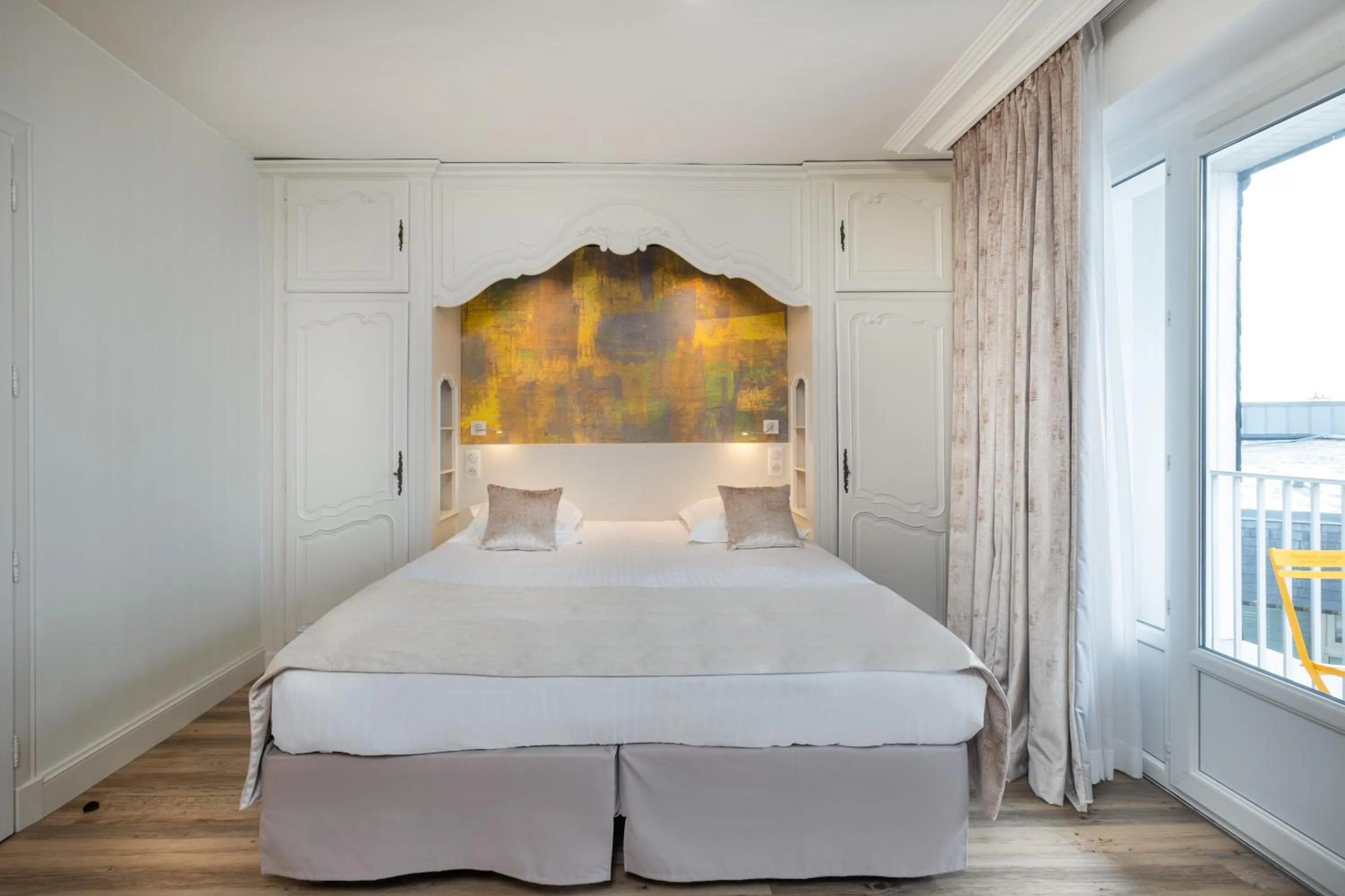 Bed in Domaine du Limonay, The Originals Collection