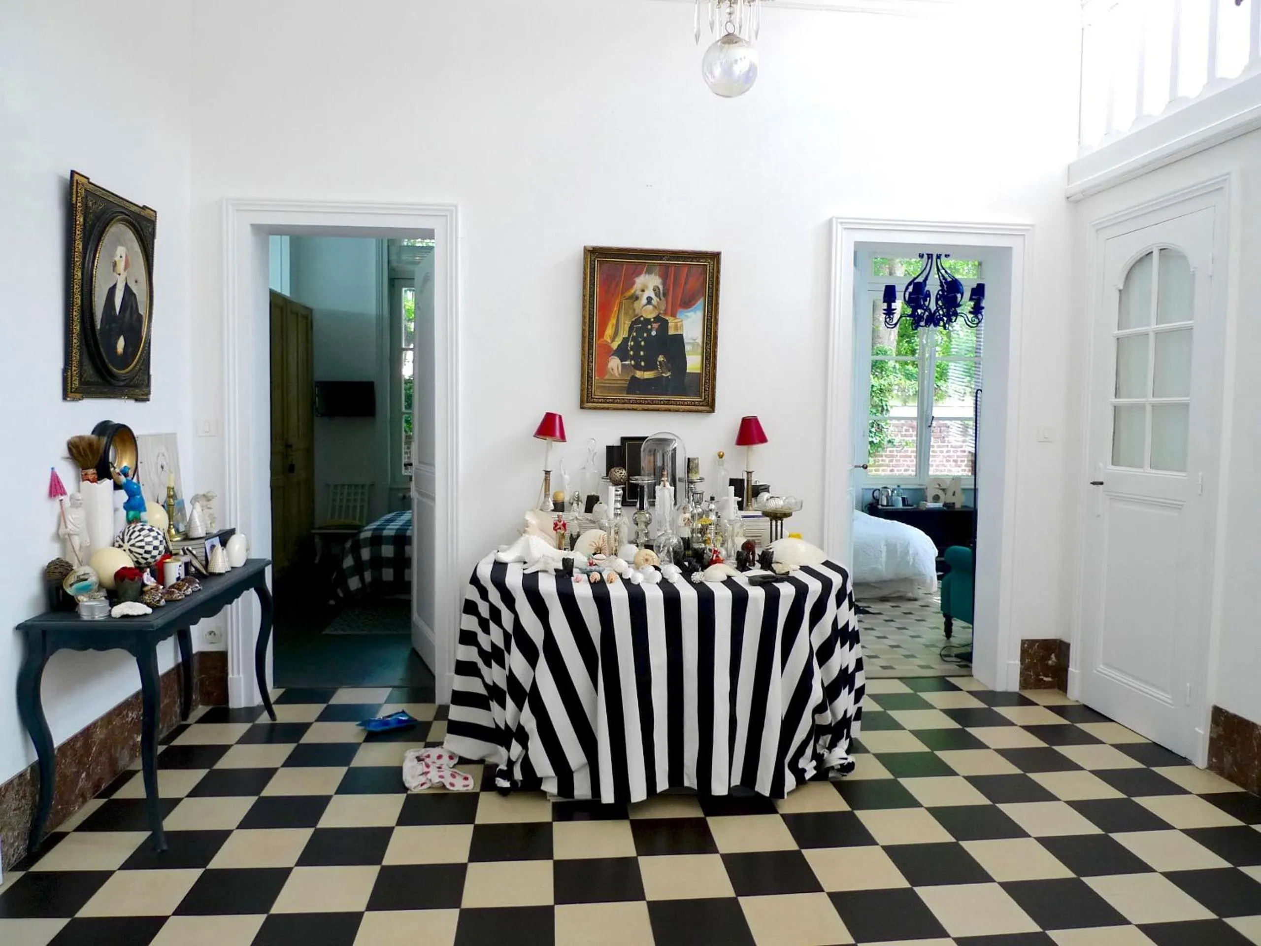 Facade/entrance in Queen Christine