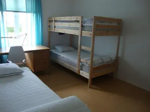 Triple Room with Shared Bathroom in Kalmar Sjömanshem Triple Room with Shared Bathroom in Kalmar Sjömanshem