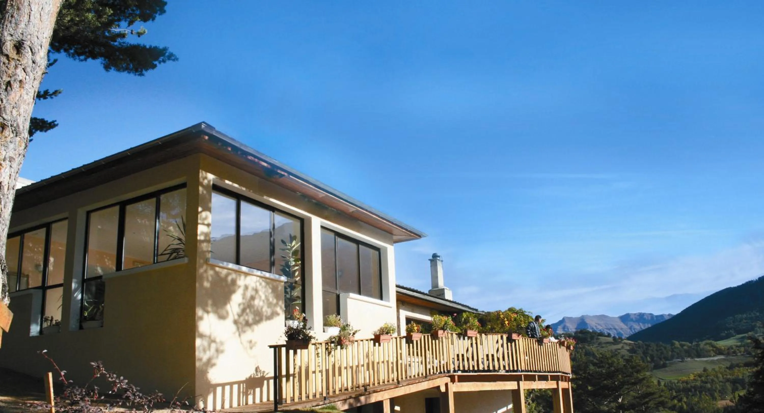 Property building in Azur et Neige