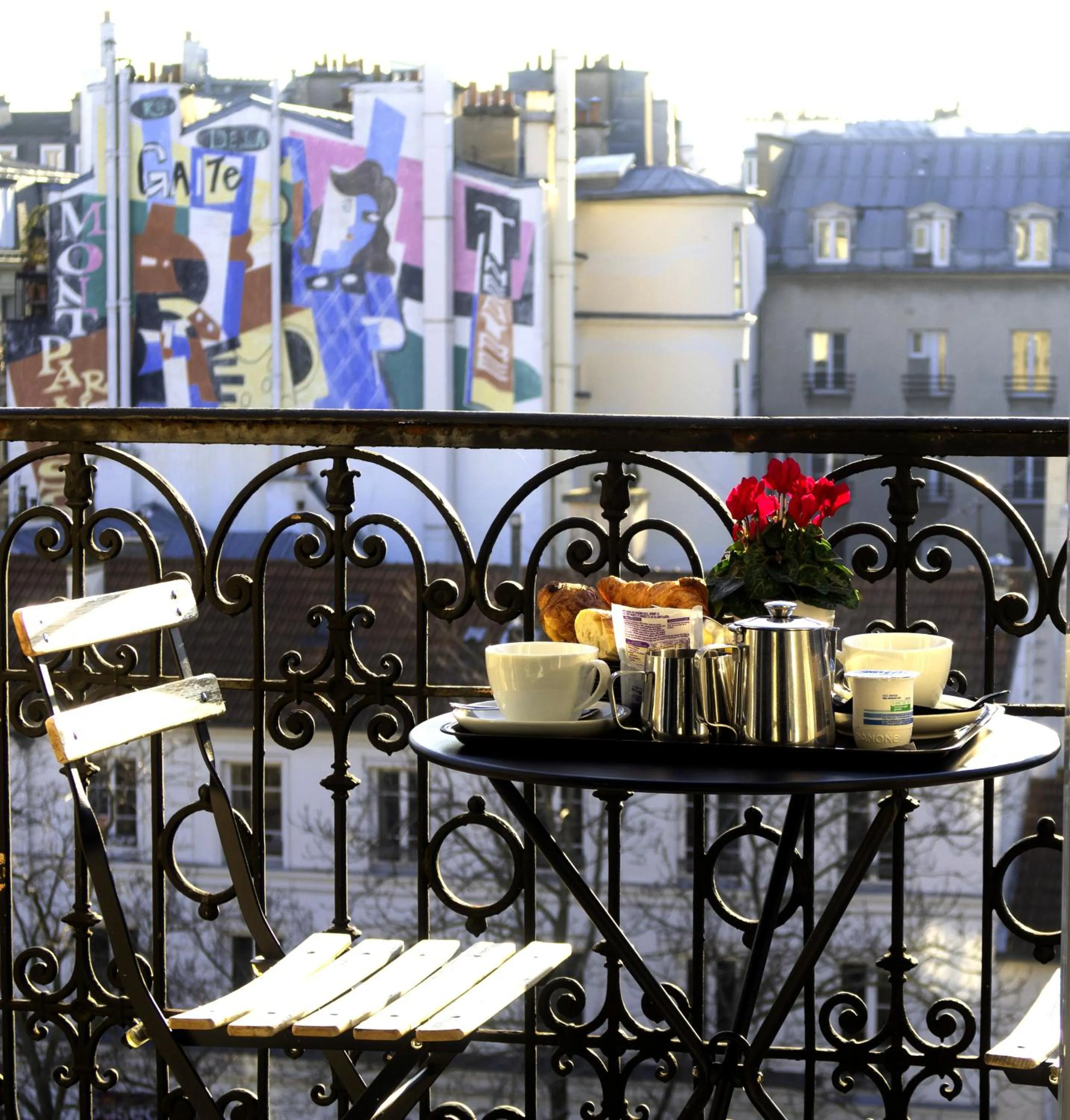 View (from property/room) in Hôtel Odessa Montparnasse