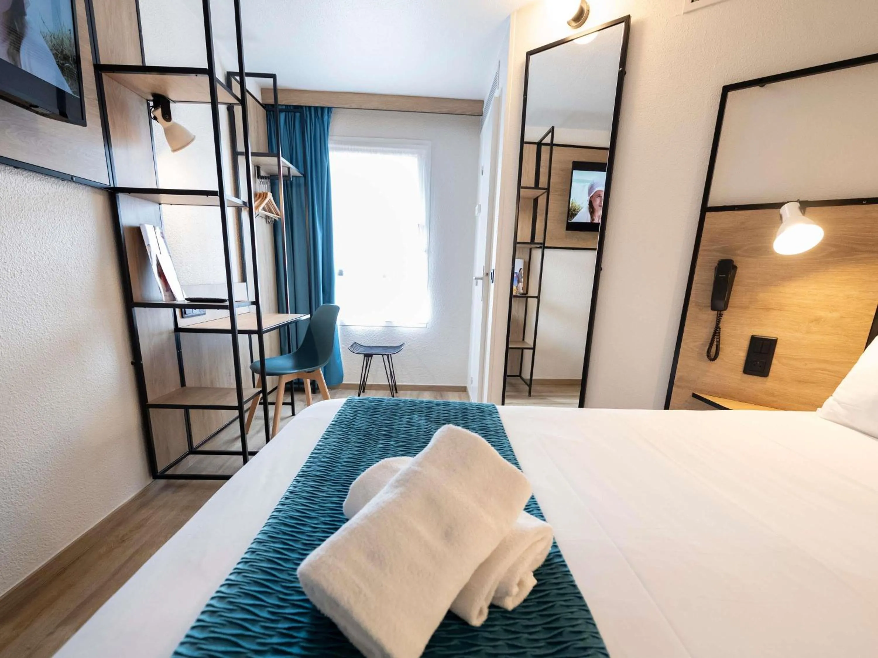 Bedroom, Bed in ibis Avignon Centre Pont De L'Europe