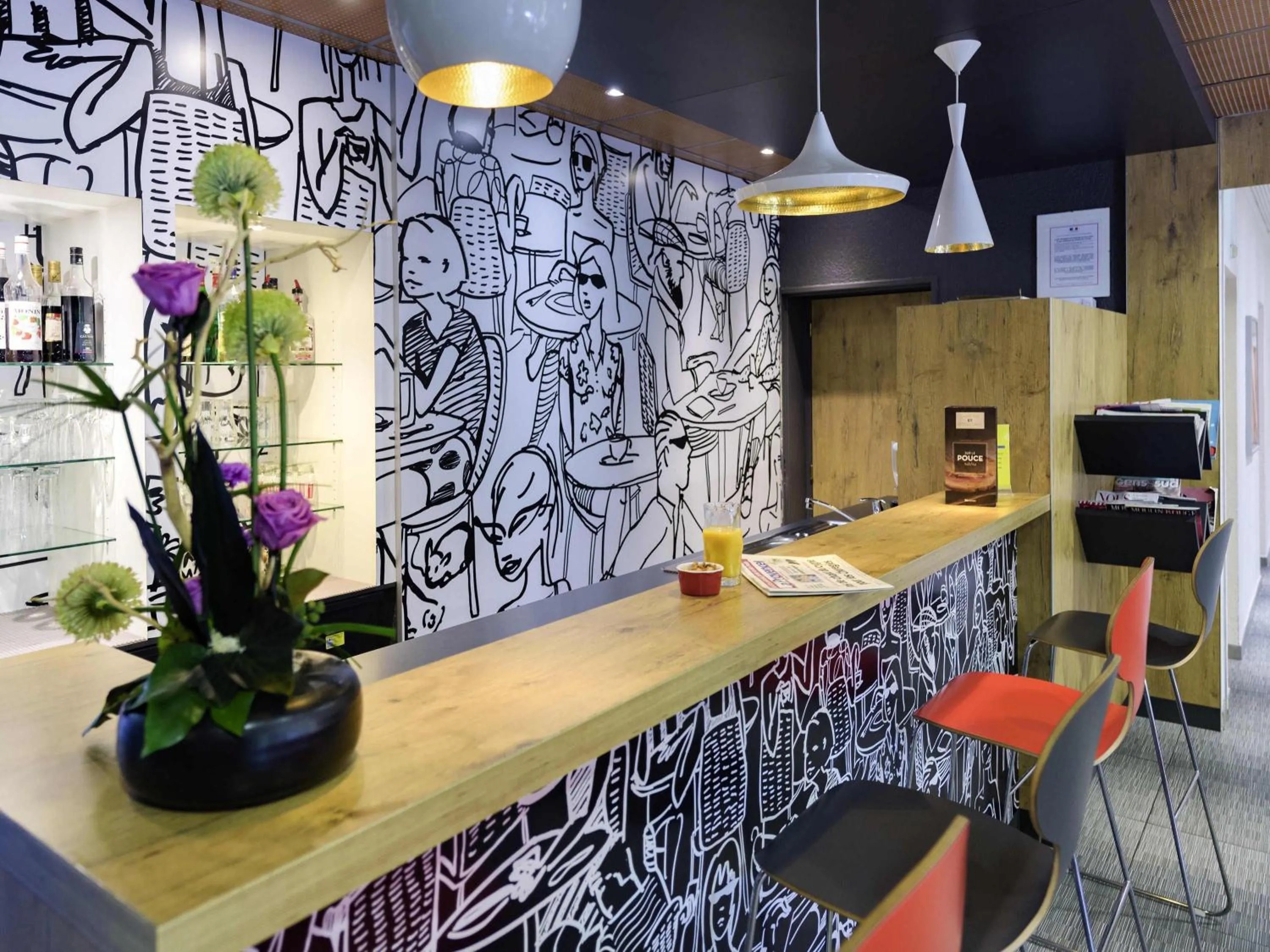 Lounge or bar in ibis Avignon Centre Pont De L'Europe