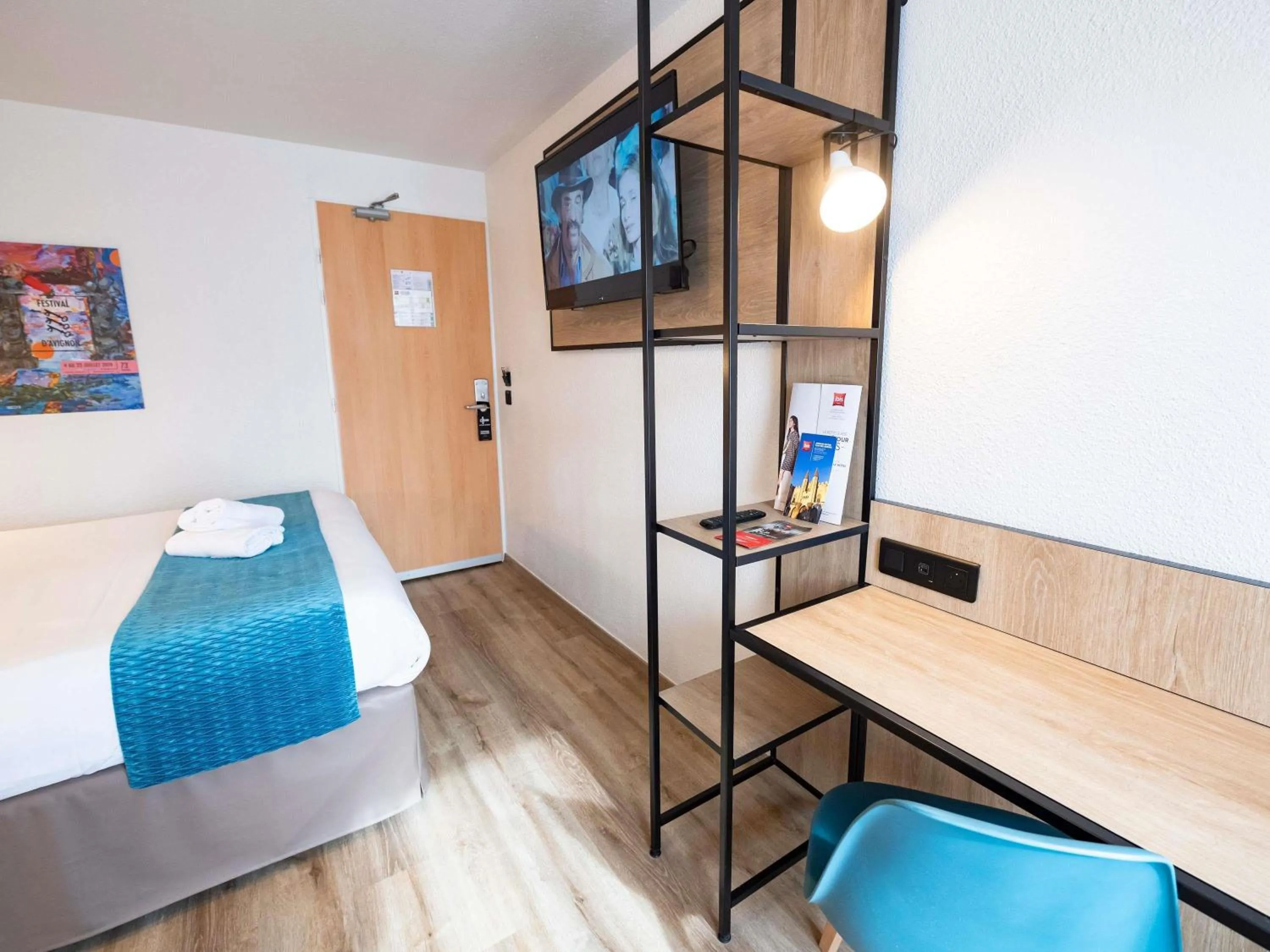 Bedroom, Bed in ibis Avignon Centre Pont De L'Europe