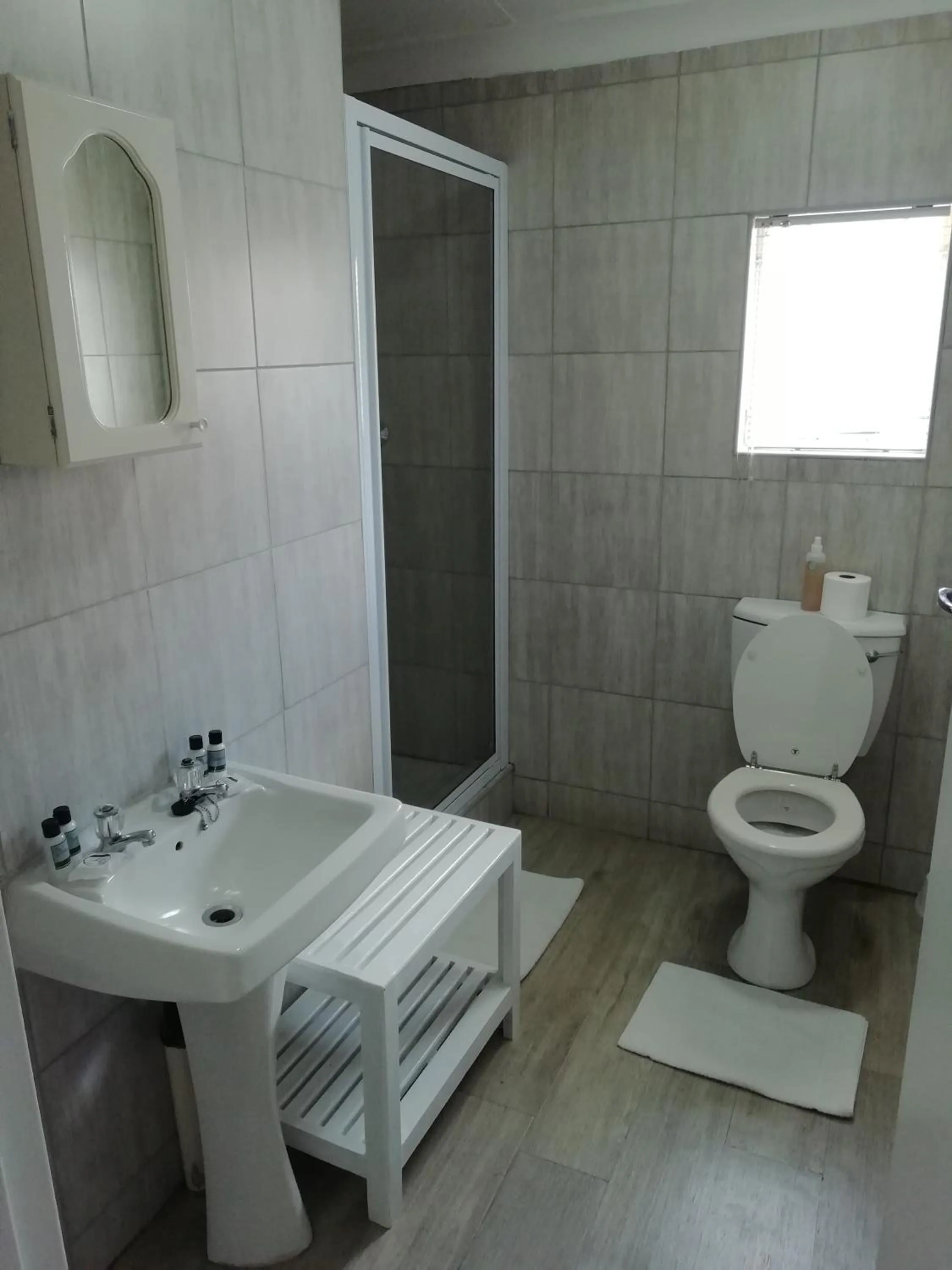 Bathroom in Oakwood Lodge