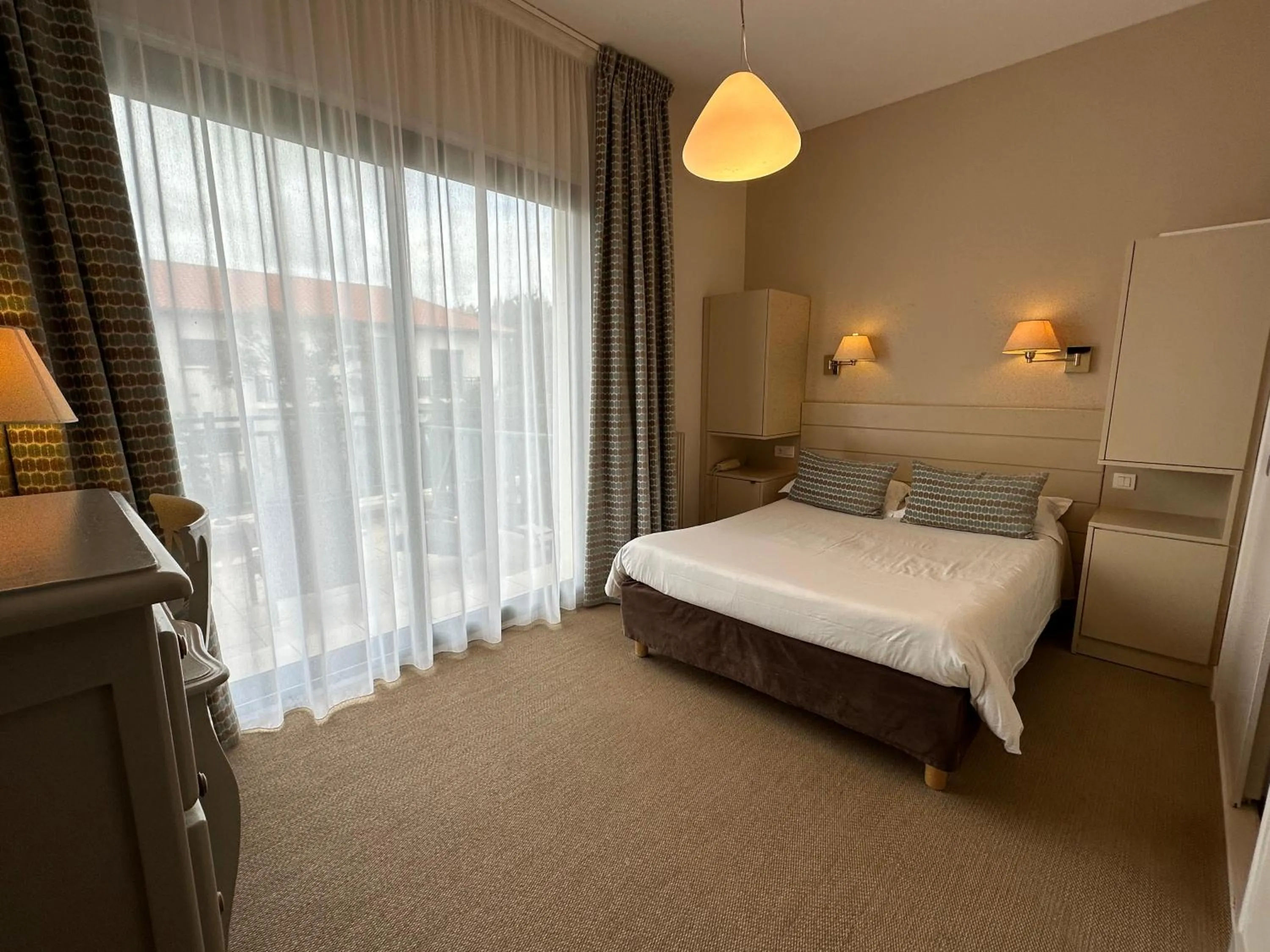 Bed in Hotel des Pins